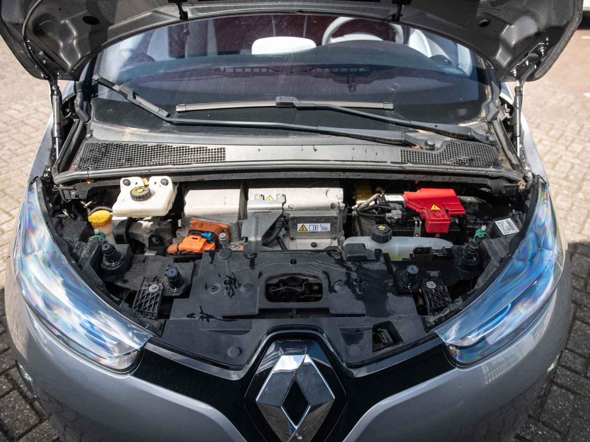 Renault ZOE Q210 Life Quickcharge 22 kWh | €2000,- Subsidie - Huur accu - 43/46