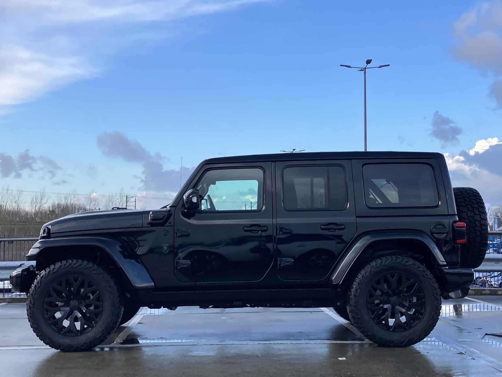 Jeep Wrangler BRUTE Rubicon 4xe 380 - 5/56