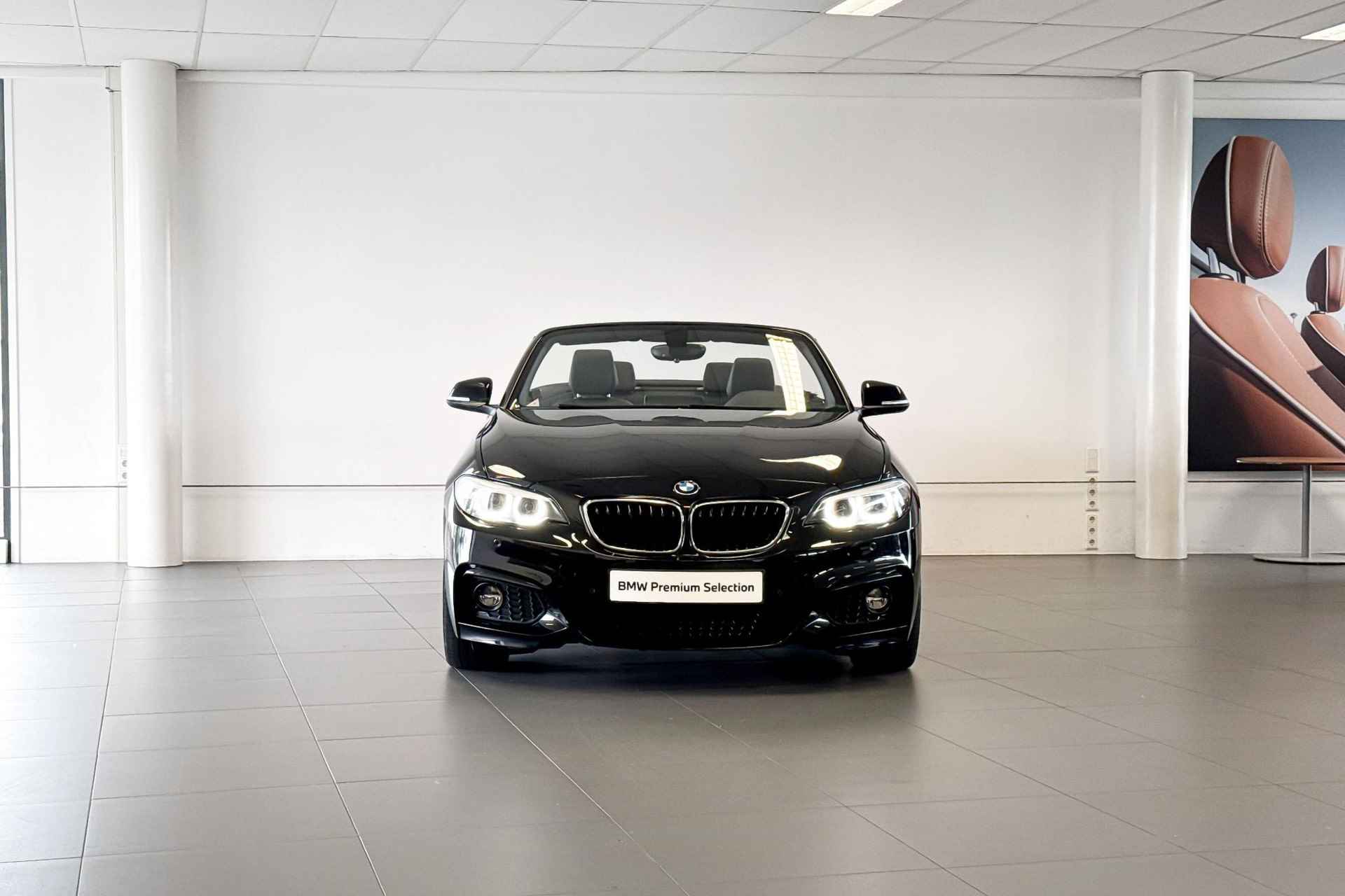 BMW 2 Serie Cabrio 220i High Executive | M Sport | Achteruitrijcamera | Comfort Access | Stoelverwarming | - 5/24