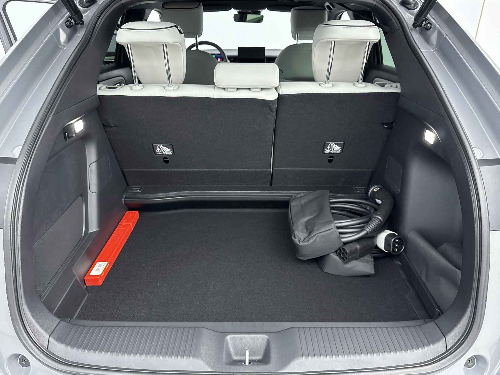 Honda e:Ny1 Limited Edition 69 kWh | Incl. €6150,- Outletdeal! | €2950,- SEPP subsidie mogelijk! | Leer | Navigatie | Camera | Adaptive cruise | Keyless | - 16/27