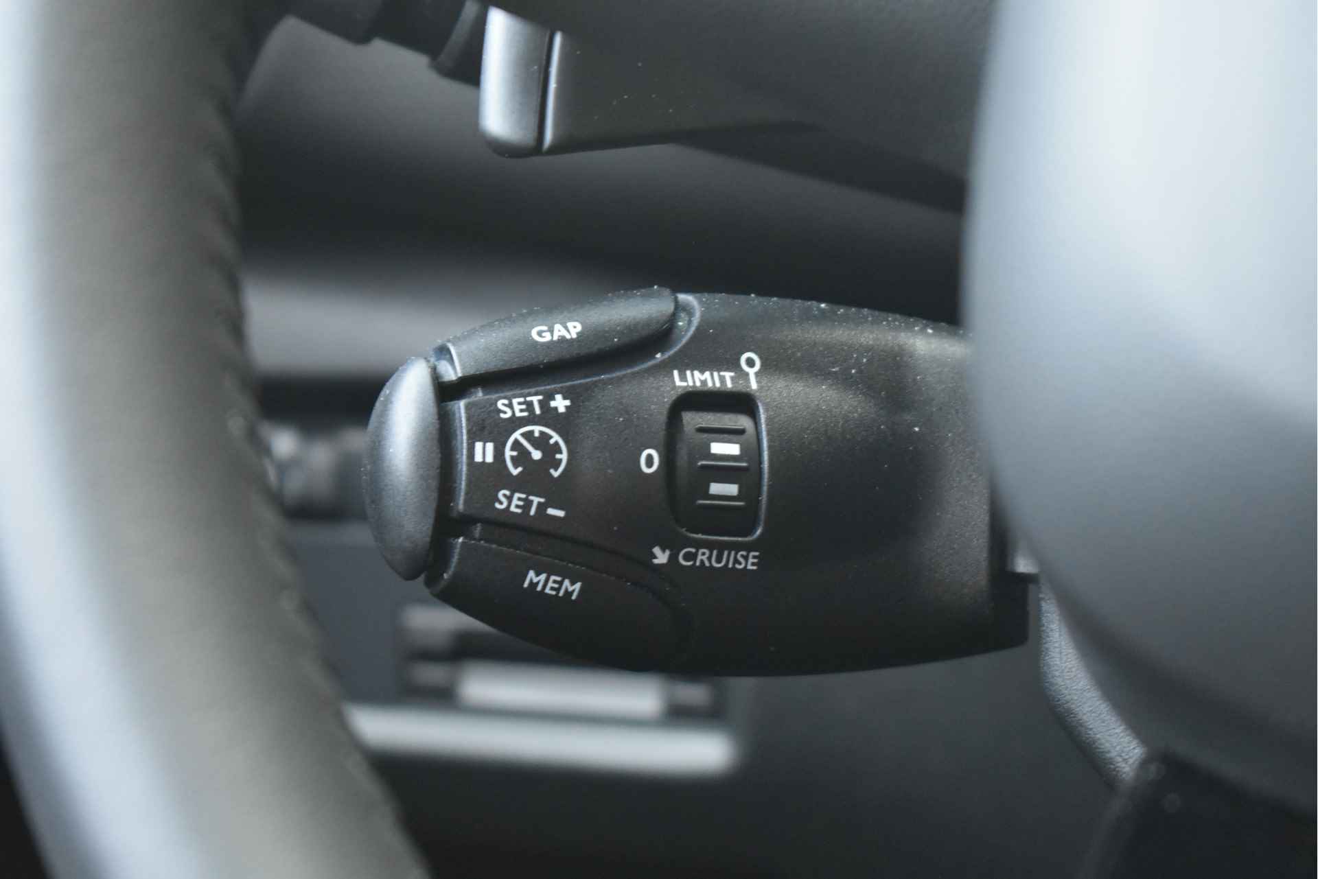 Citroën C5 Aircross 1.6 Plug-in Hybrid Feel | Afn. Trekhaak | Navigatie | Keyless-Entry | Pack City | - 26/41