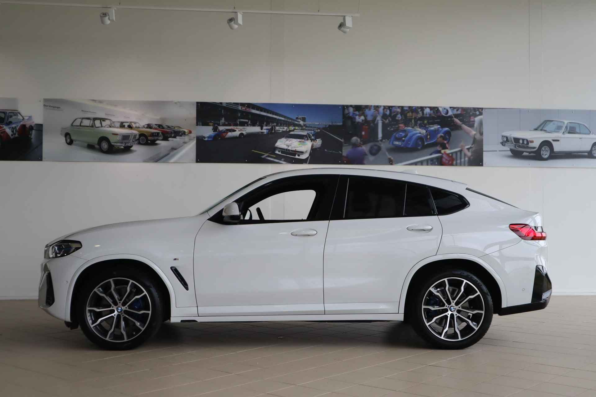 BMW X4 xDrive30i LCI / M-Sportpakket / 20'' M-Sport-velgen / Safety-Pack / Laserlight / Elektr. Trekhaak - 5/38