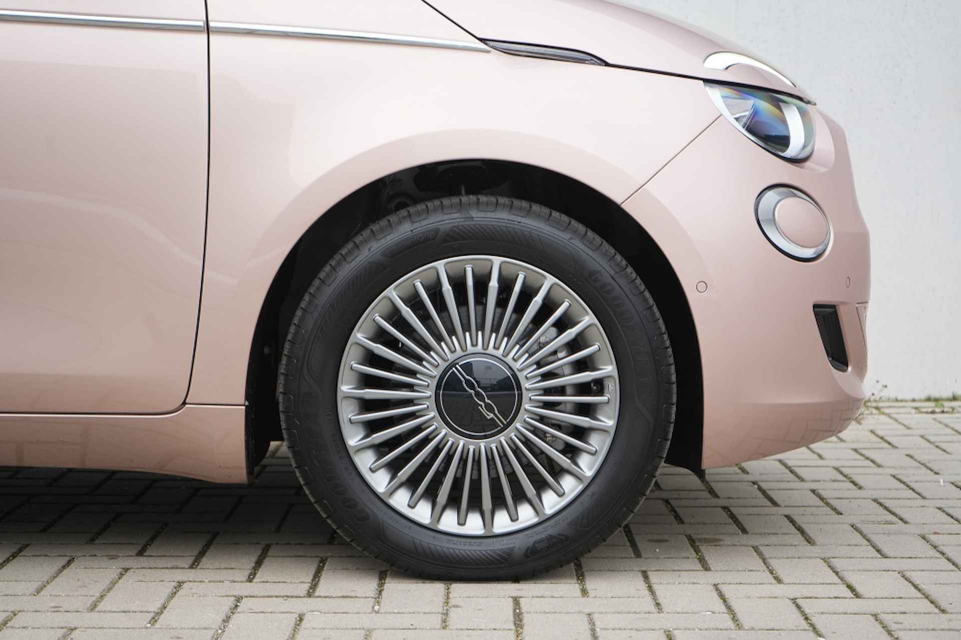 Fiat 500e 3+1 42 kWh | Comfort | Style | 16" | Direct Leverbaar - 11/30