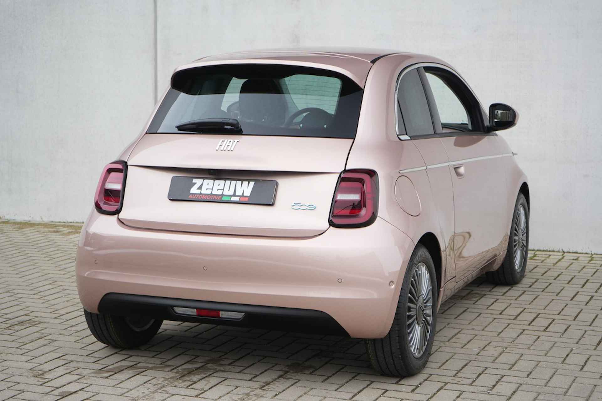 Fiat 500e 3+1 42 kWh | Comfort | Style | 16" | Direct Leverbaar - 27/30