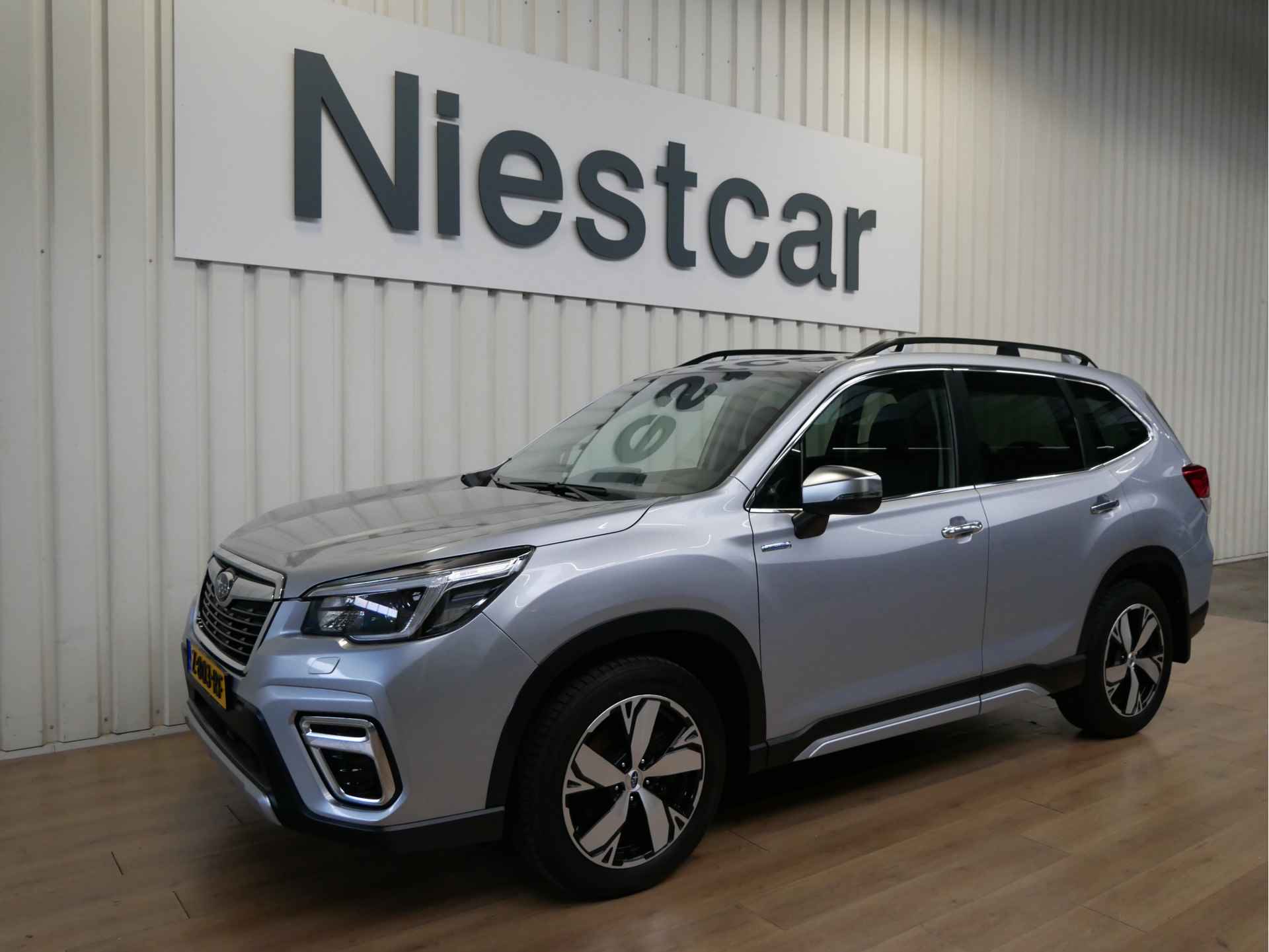 Subaru Forester 2.0i e-BOXER First Edition Eye-Sight / Navigatie / Apple Carplay en android auto - 7/27