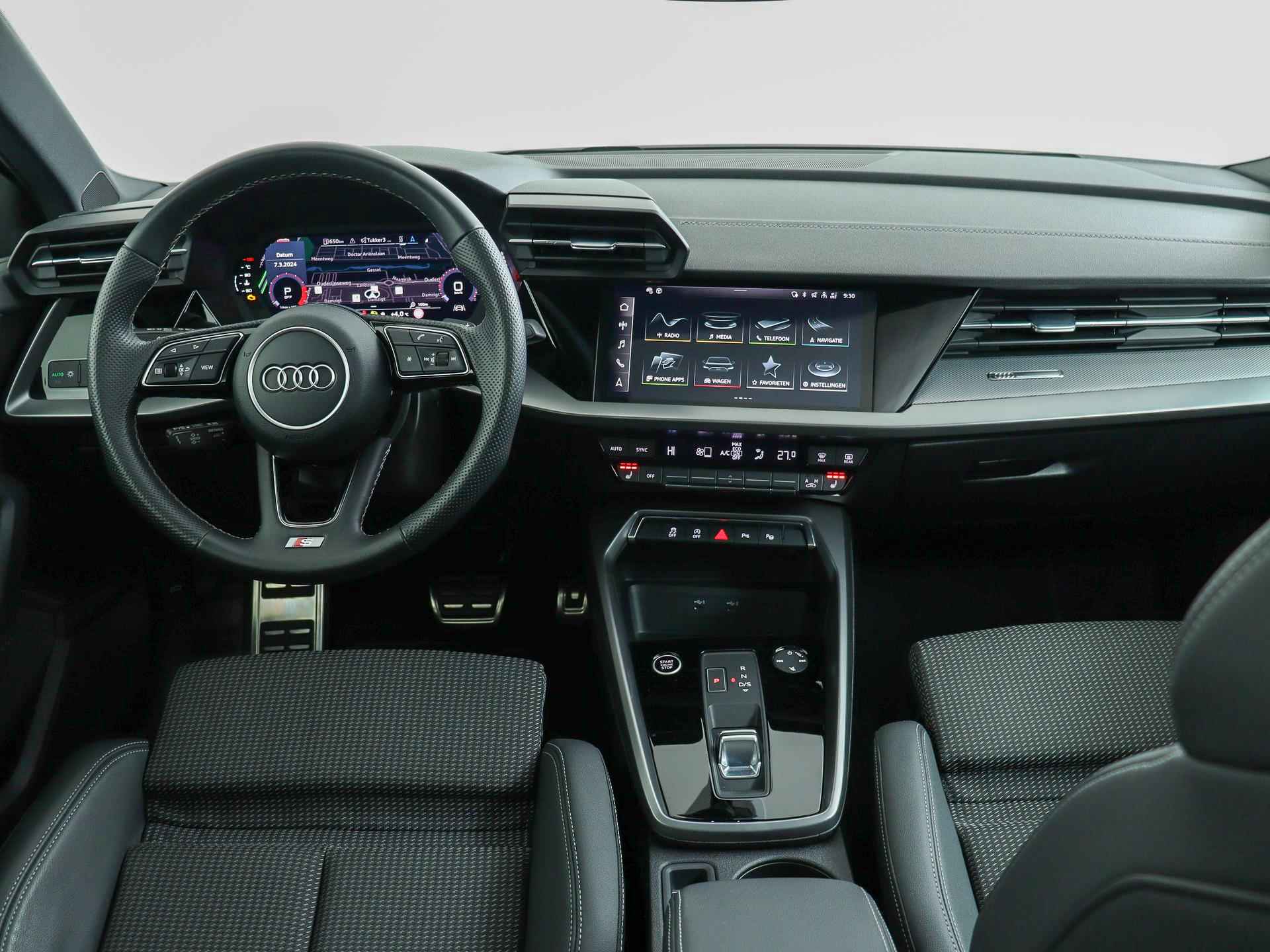 Audi A3 Sportback 30 TFSI 110 PK S edition | S-Line | Panoramadak | Parkeerassistent | Apple CarPlay | Navigatie | - 4/54