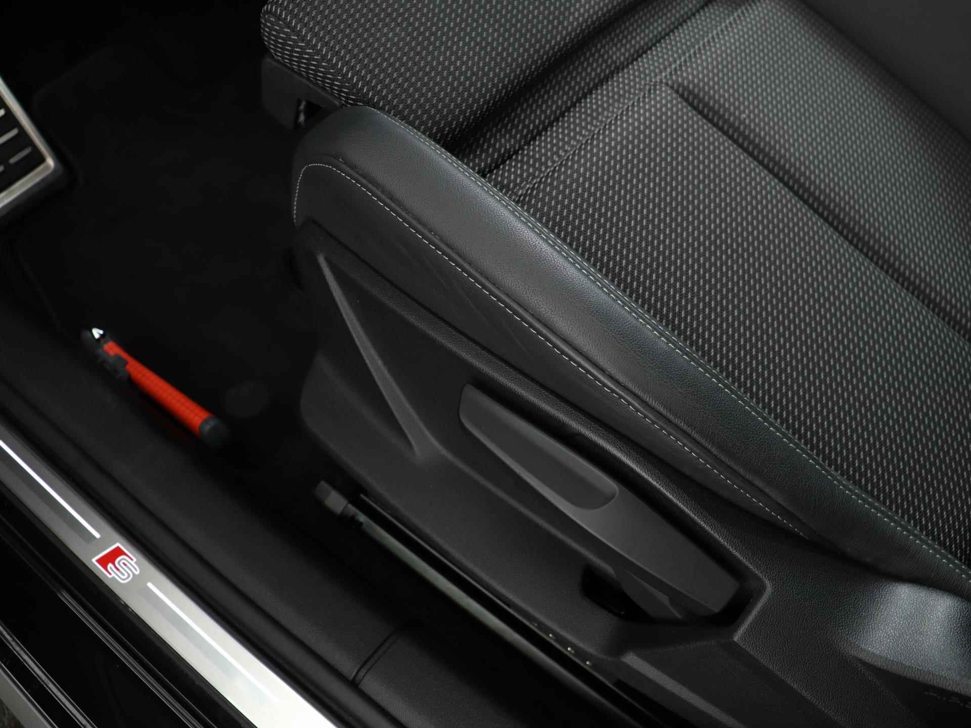 Audi A3 Sportback 30 TFSI 110 PK S edition | S-Line | Panoramadak | Parkeerassistent | Apple CarPlay | Navigatie | - 25/54