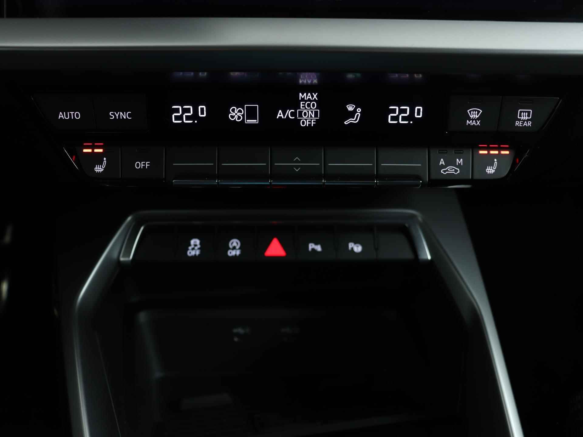 Audi A3 Sportback 30 TFSI 110 PK S edition | S-Line | Panoramadak | Parkeerassistent | Apple CarPlay | Navigatie | - 47/54
