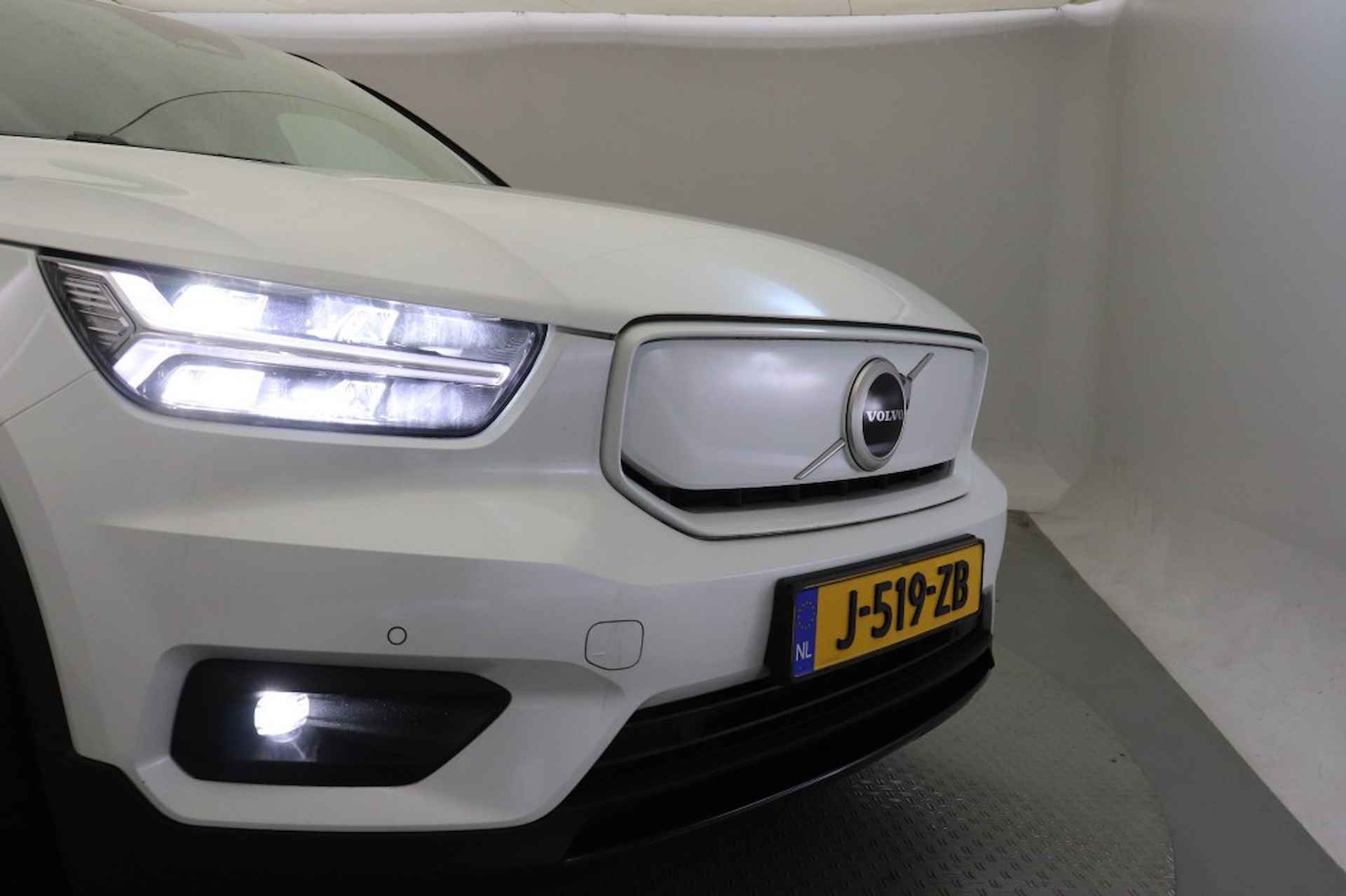 VOLVO Xc40 Recharge P8 AWD R-Design - Leer, Trekhaak - 35/37