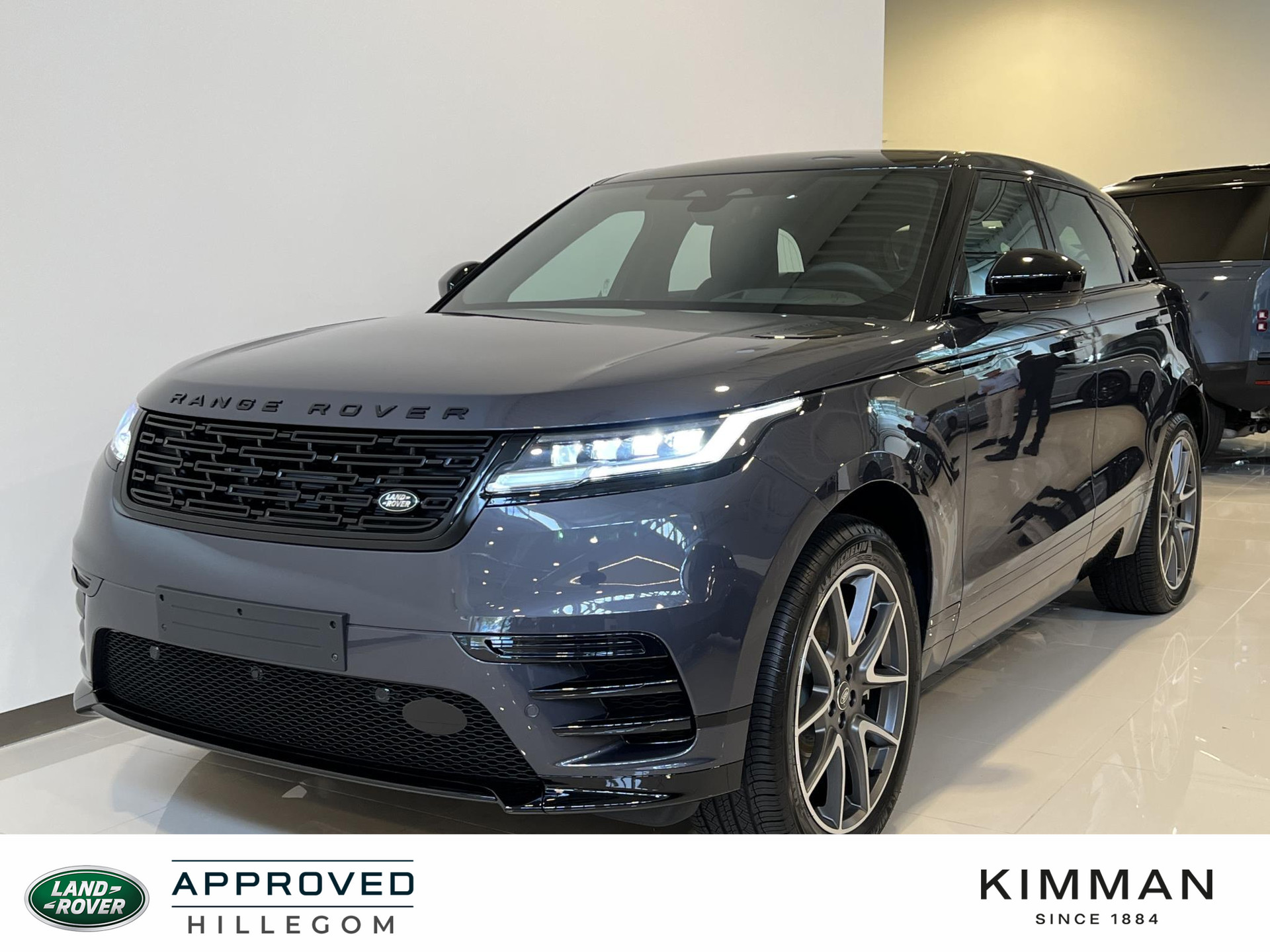 Land Rover Range Rover Velar 2.0 P400e R-Dynamic SE | Schuif/Kanteldak | 21 inch Diamond Turned Velgen