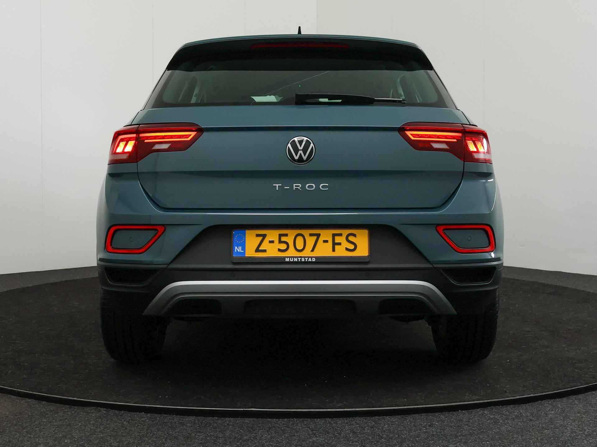 Volkswagen T-Roc 1.0 TSI 110PK Life | Navi via APP | Full-LED | Camera | Apple CarPlay | Keyless  | 16" | Climatronic | - 9/45