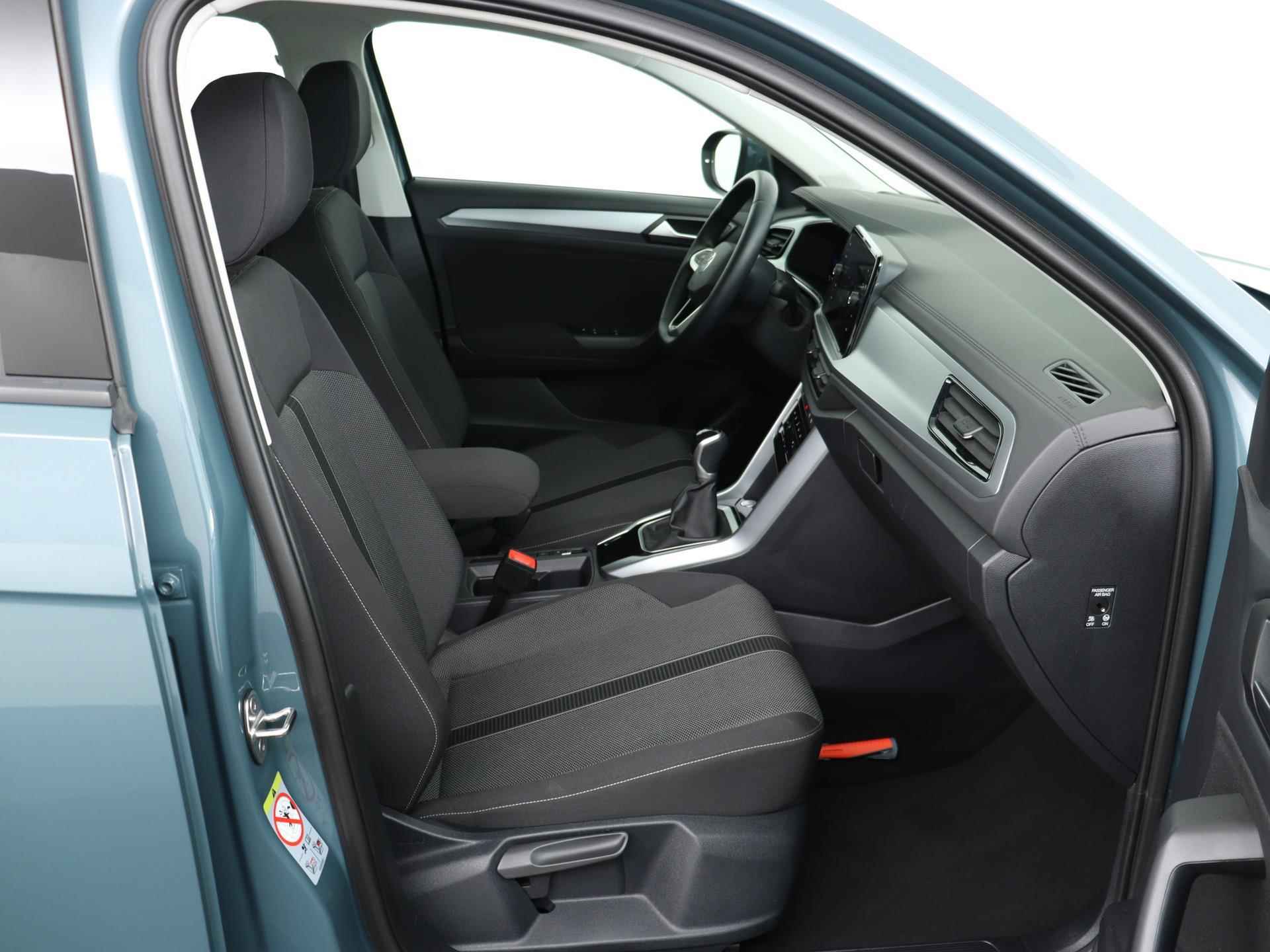 Volkswagen T-Roc 1.0 TSI 110PK Life | Navi via APP | Full-LED | Camera | Apple CarPlay | Keyless  | 16" | Climatronic | - 20/45