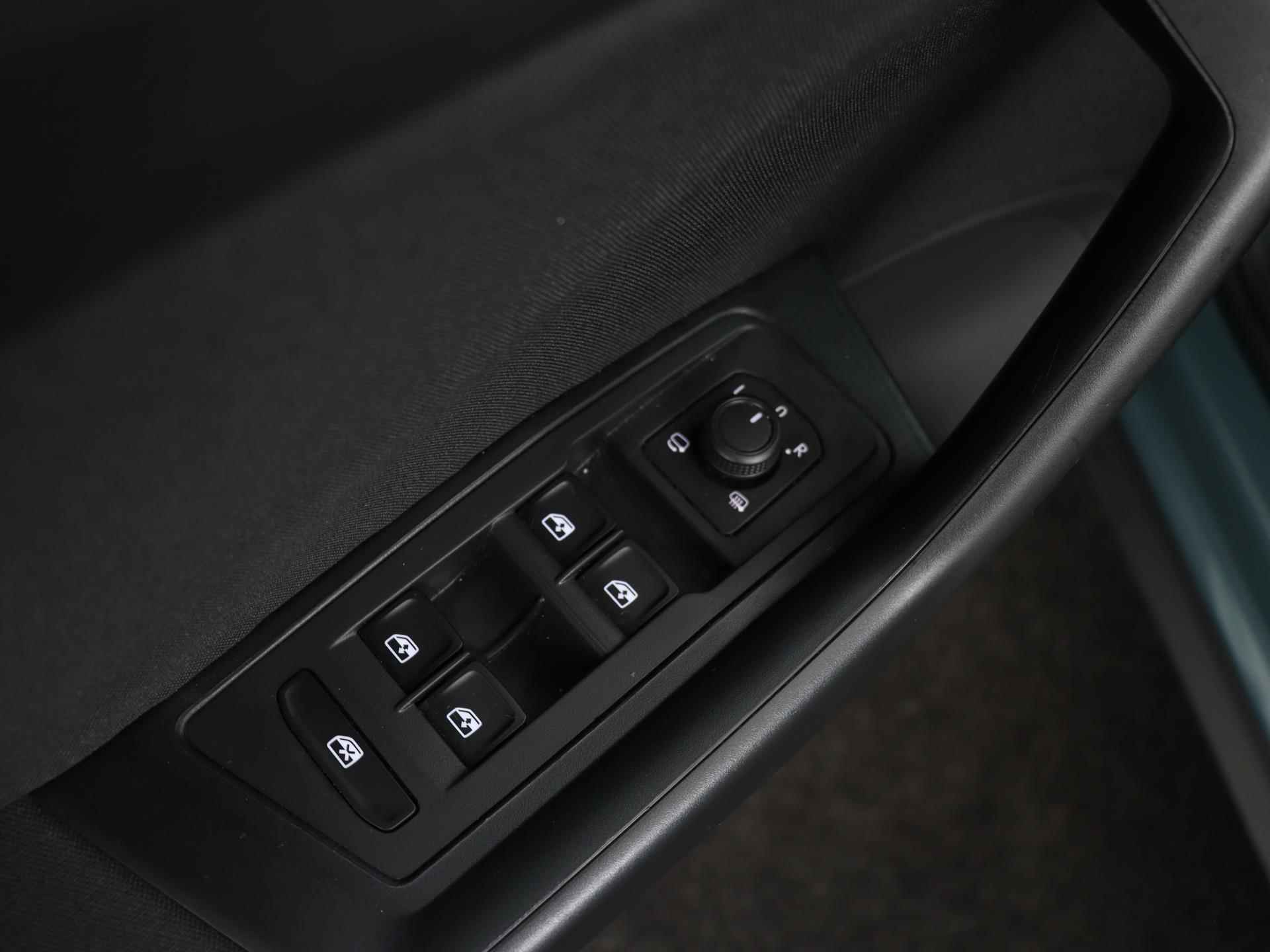 Volkswagen T-Roc 1.0 TSI 110PK Life | Navi via APP | Full-LED | Camera | Apple CarPlay | Keyless  | 16" | Climatronic | - 26/45