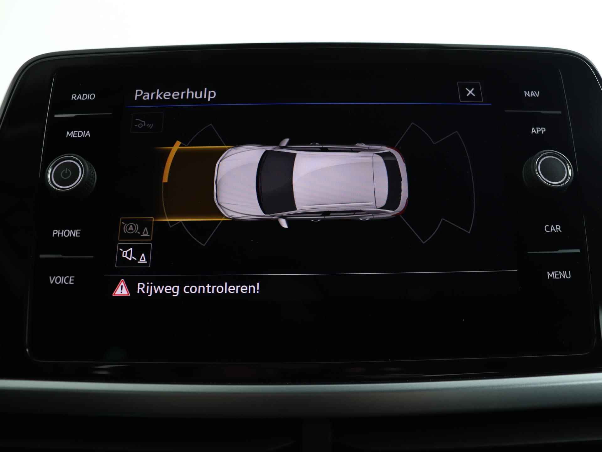 Volkswagen T-Roc 1.0 TSI 110PK Life | Navi via APP | Full-LED | Camera | Apple CarPlay | Keyless  | 16" | Climatronic | - 38/45