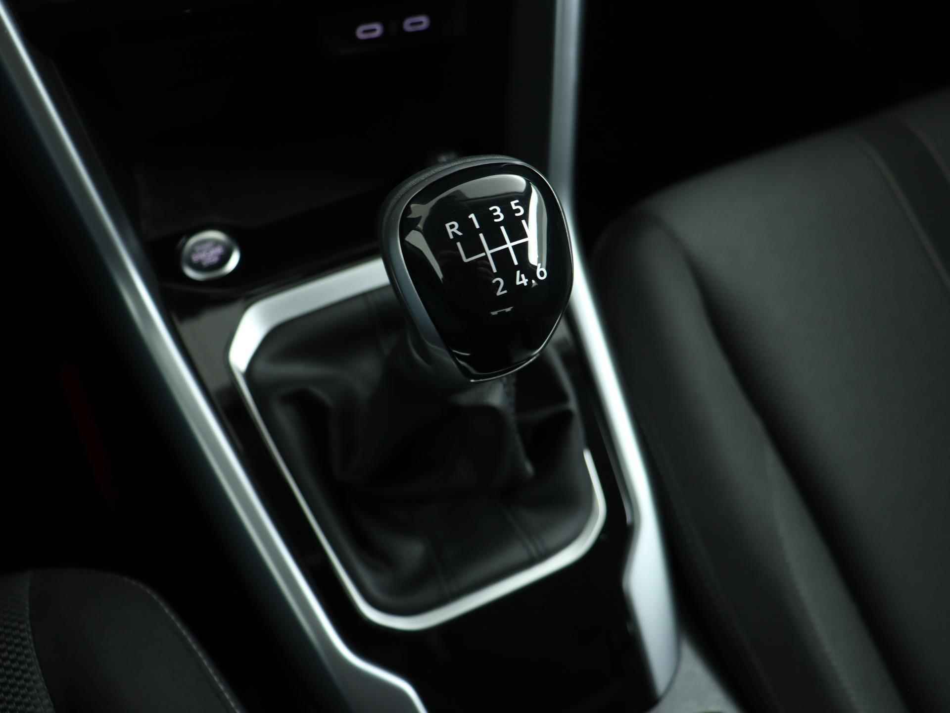 Volkswagen T-Roc 1.0 TSI 110PK Life | Navi via APP | Full-LED | Camera | Apple CarPlay | Keyless  | 16" | Climatronic | - 42/45
