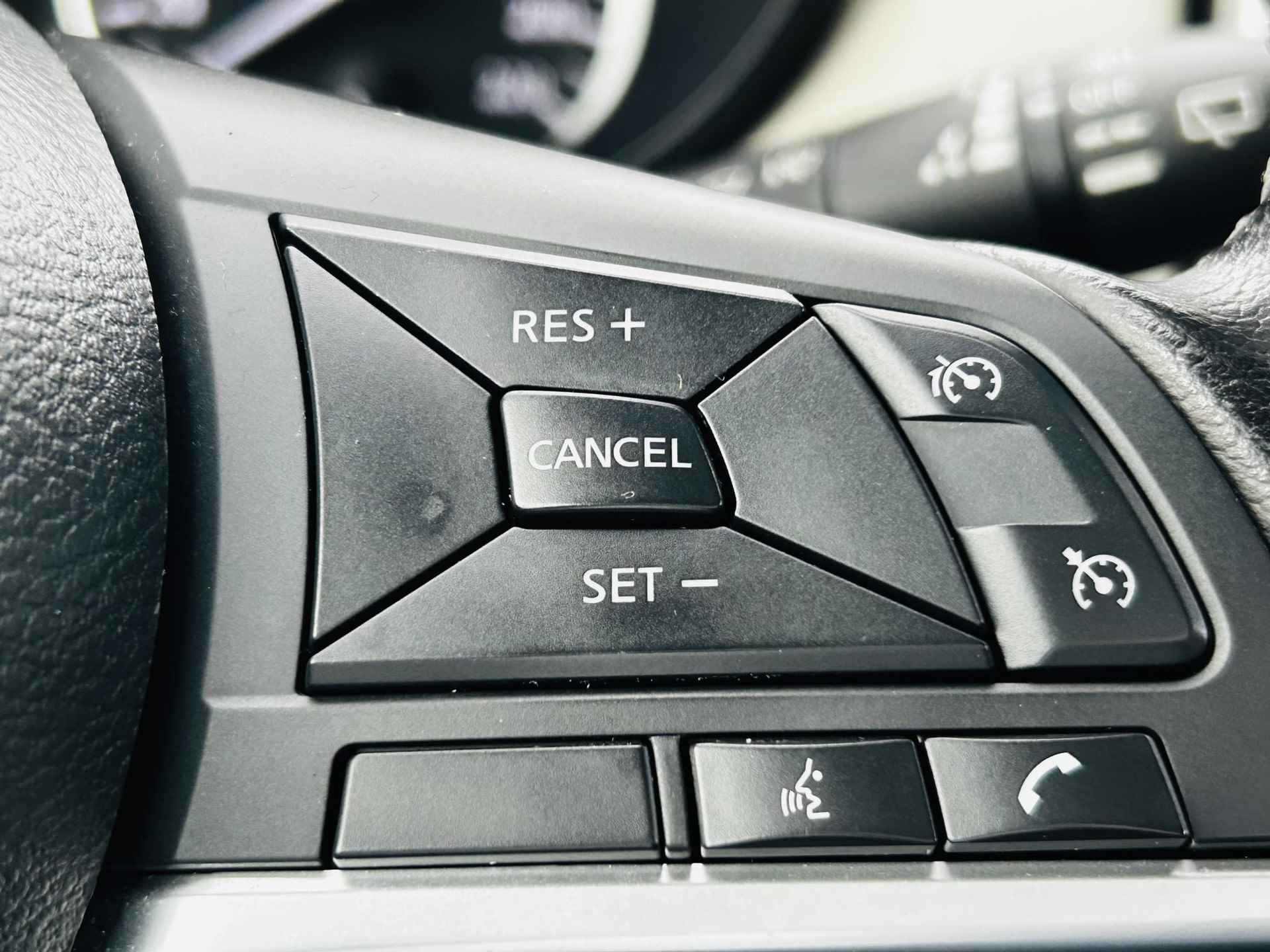 Nissan Micra 1.0 IG-T N-Connecta Automaat Navi , automaat , airco , camera , lm velgen ,cruise , tel. - 13/22