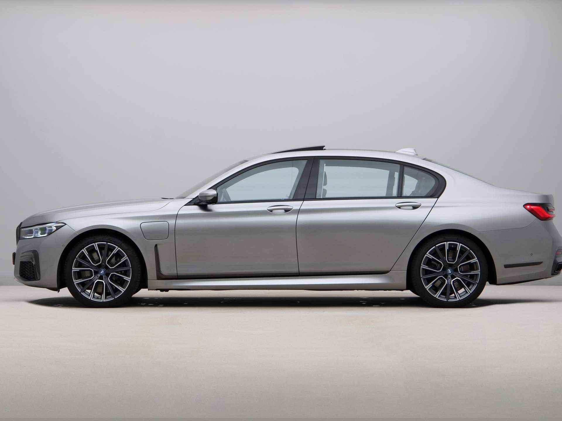 BMW 7 Serie 745Le xDrive High Executive - Bowers & Wilkins - 12/31