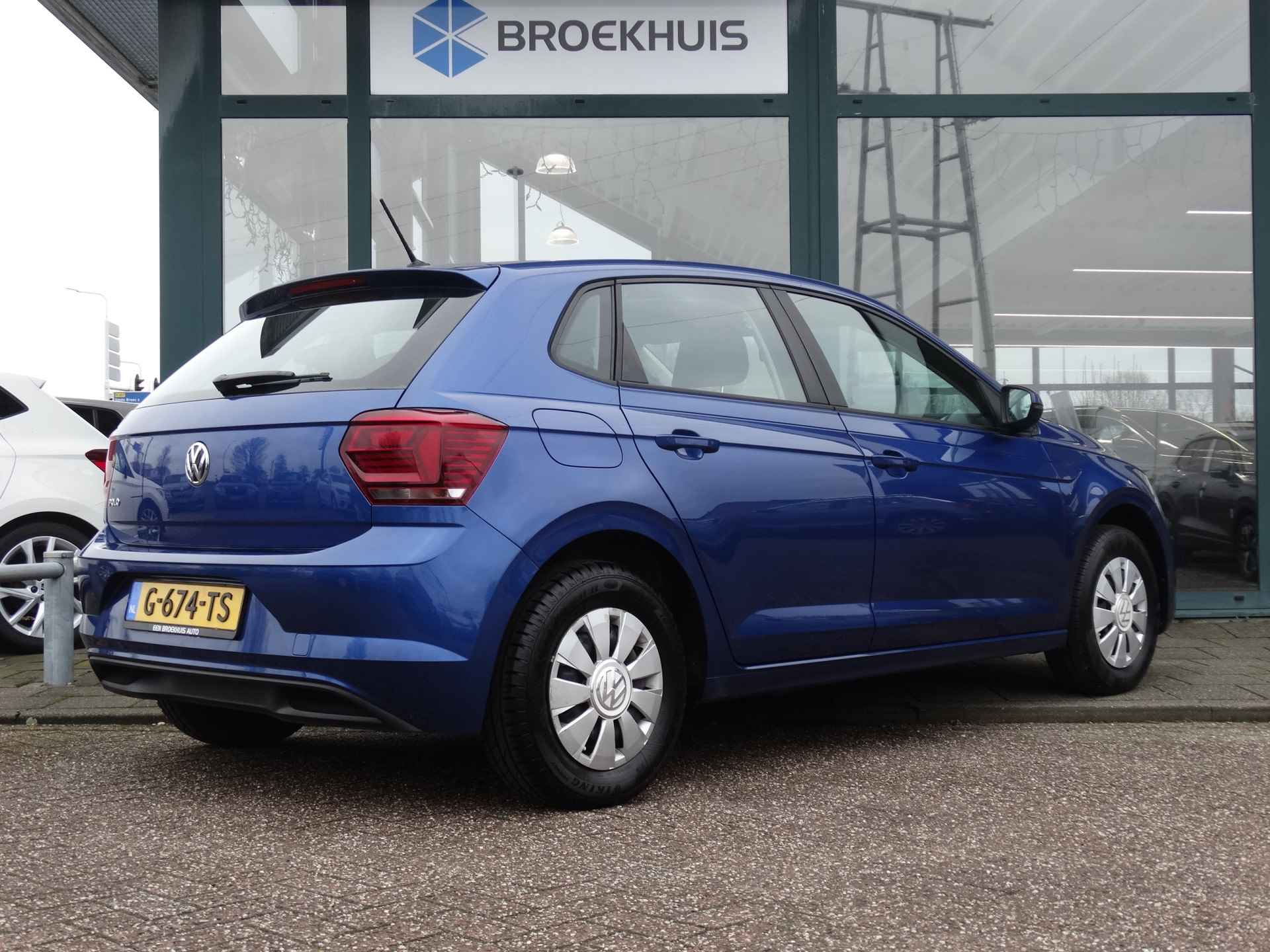 Volkswagen Polo 1.0 MPI Comfortline - 7/22