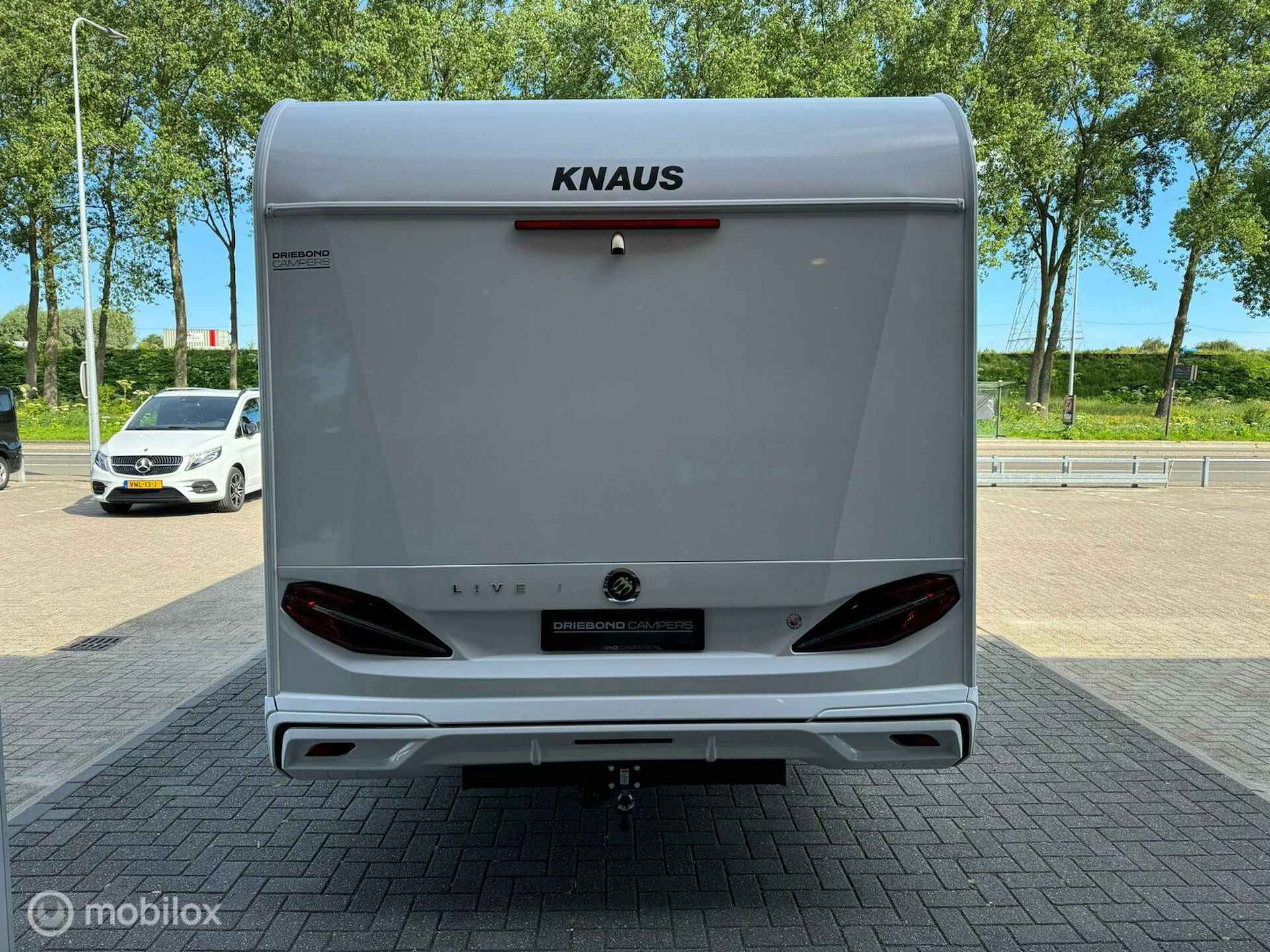 Knaus 700MEG Live I 9T-Automaat Enkele Bedden Hefbed Alde Trekhaak - 6/35