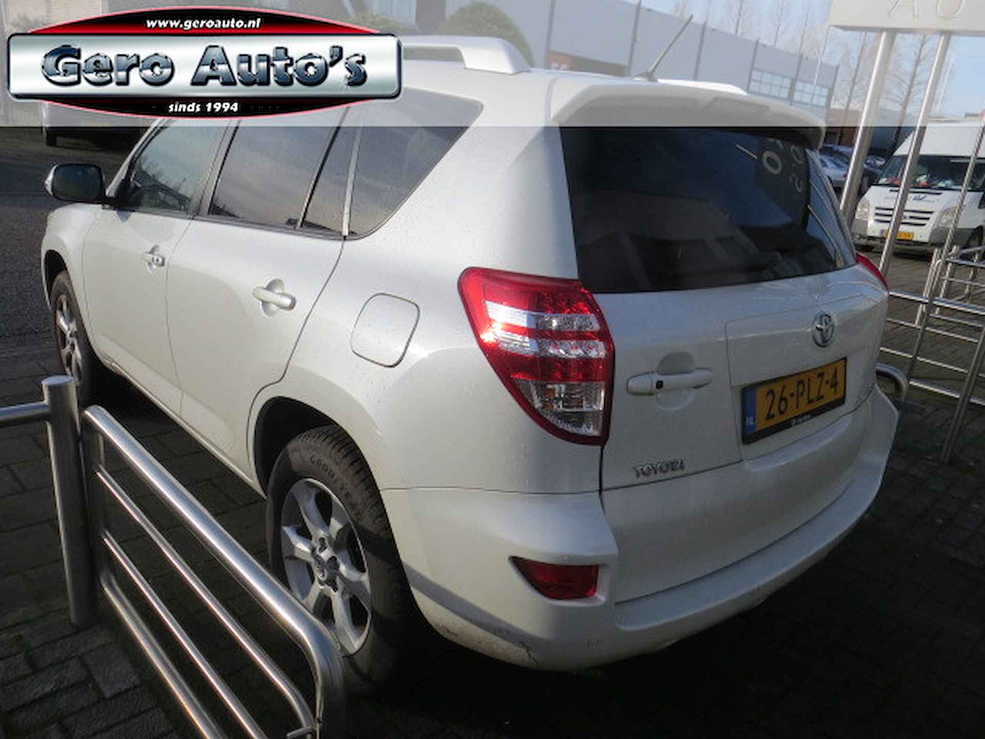 Toyota RAV4 2.0 VVTi Executive Business 4 wd ,schuifdak,airco ecc ,trekhaak - 11/20