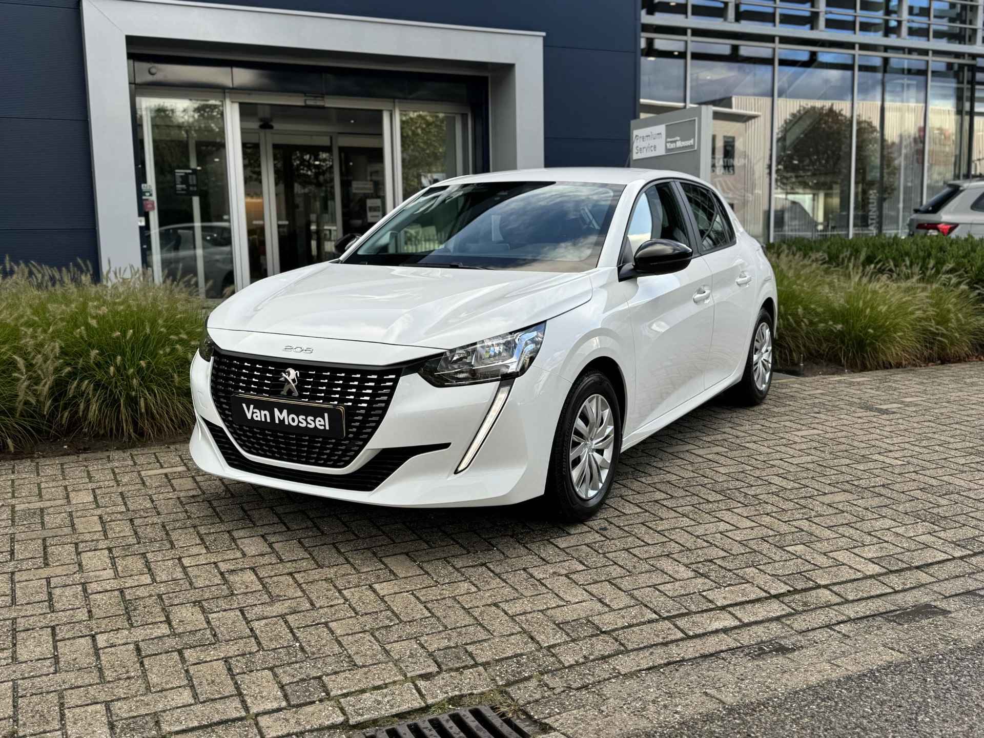 Peugeot 208 1.2 Active Apple CarPlay - 4/28