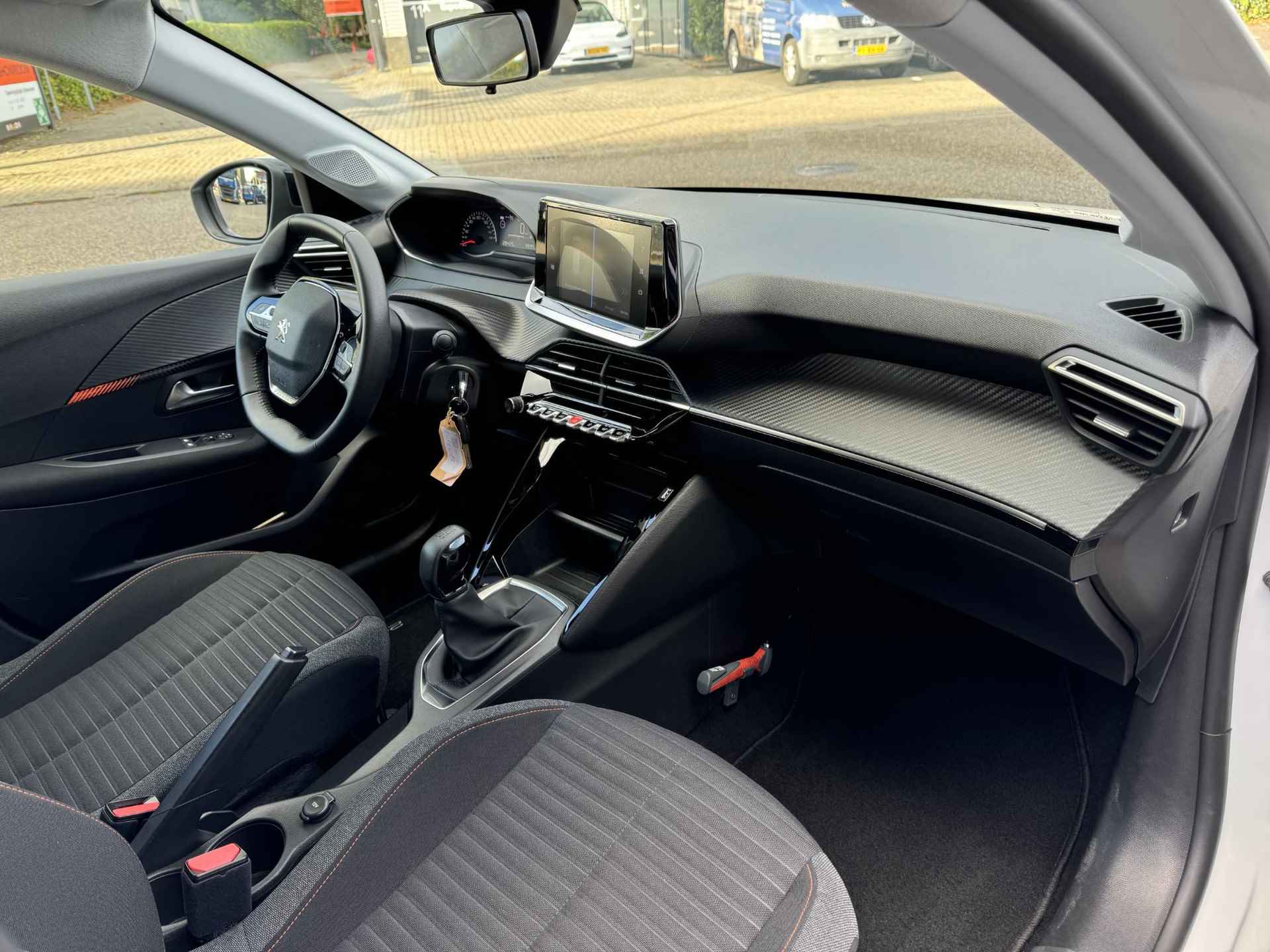 Peugeot 208 1.2 Active Apple CarPlay - 15/28