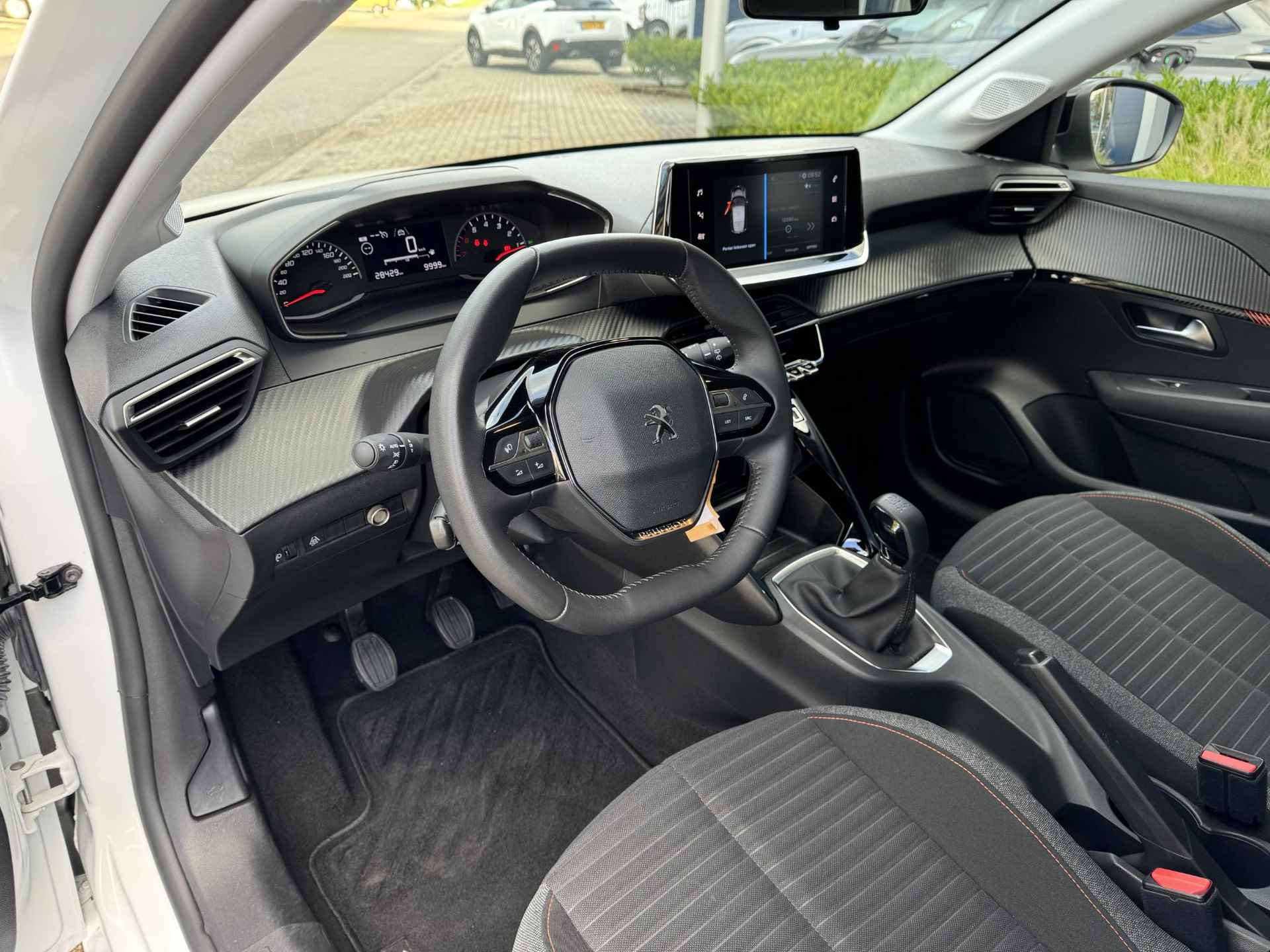 Peugeot 208 1.2 Active Apple CarPlay - 17/28