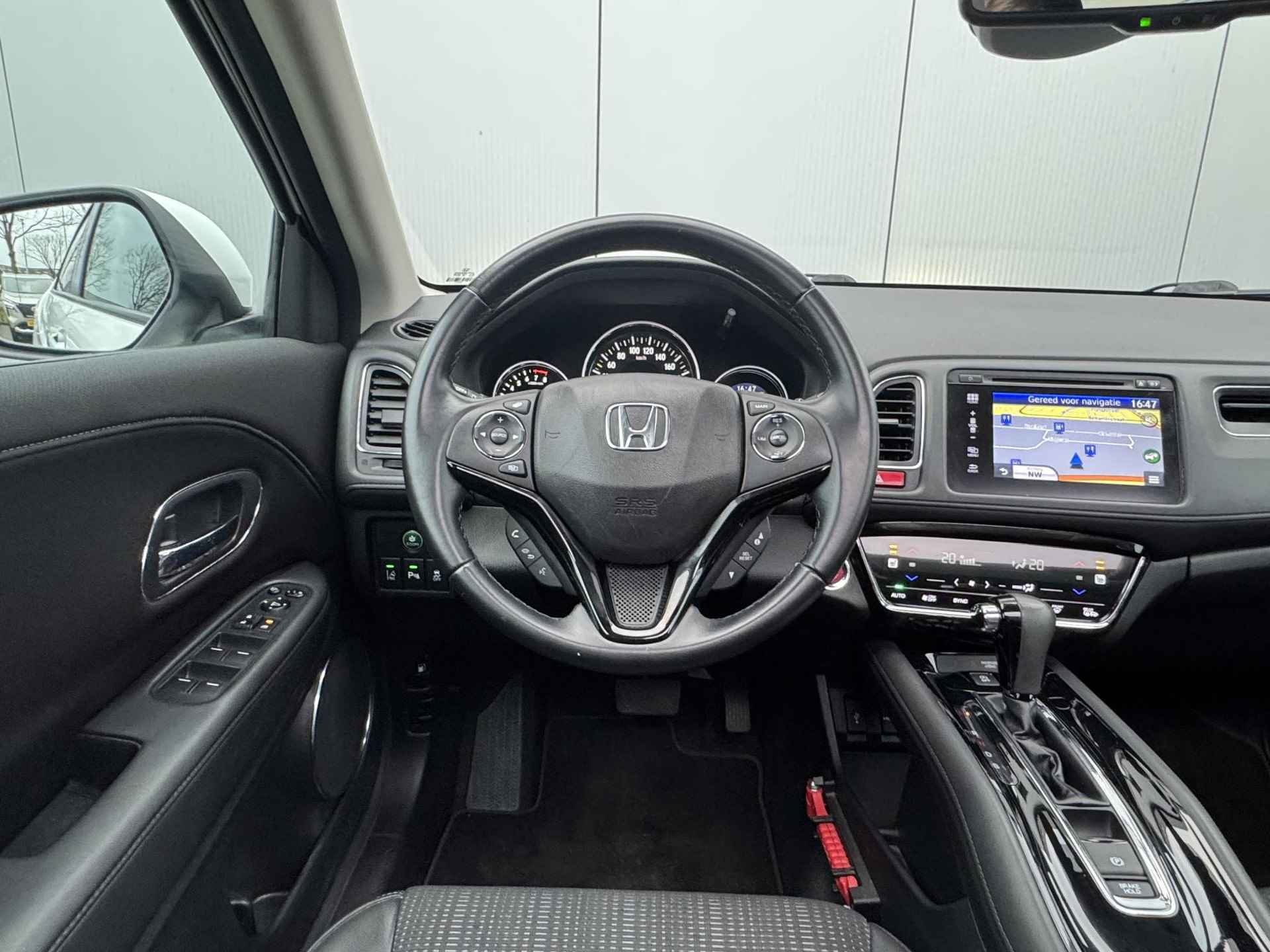 Honda HR-V 1.5 i-VTEC Executive / 1e eig / Dealeronderhouden / Pano dak / Navigatie / - 2/36