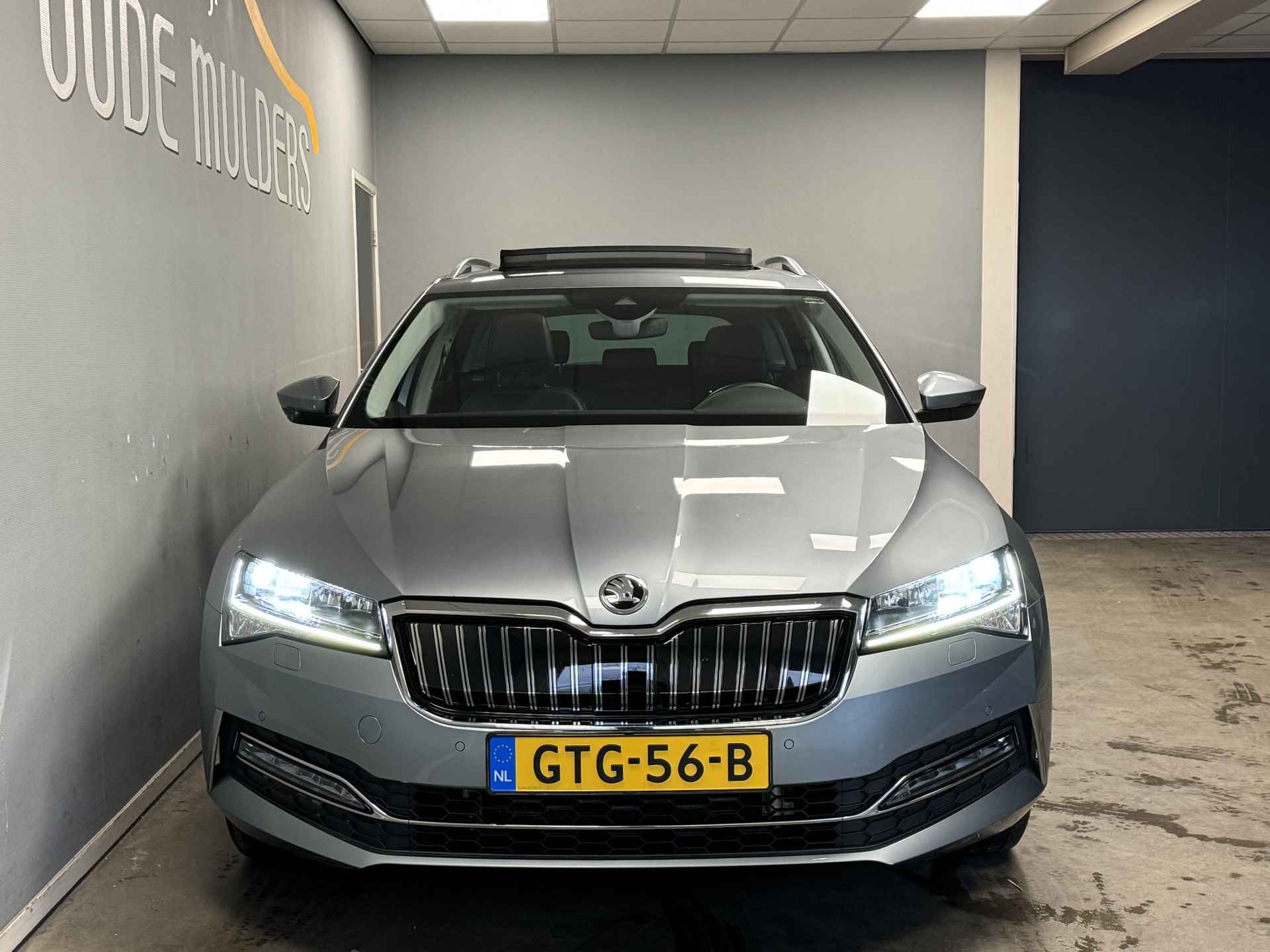 Škoda Superb Combi 1.4 TSI iV Panoramadak/Trekhaak/CantonAudio - 8/44