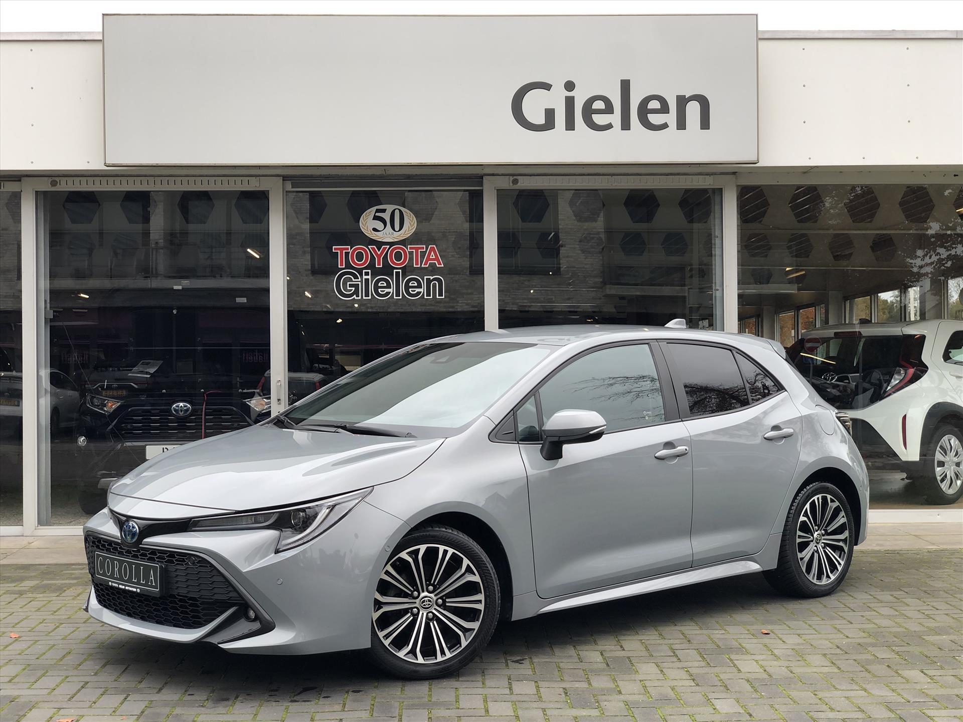 Toyota Corolla 1.8 Hybrid Style | Dodehoekherkenning, Nieuwe multimedia, Parkeersensoren, CarPlay, Stoel + Stuurverwarming