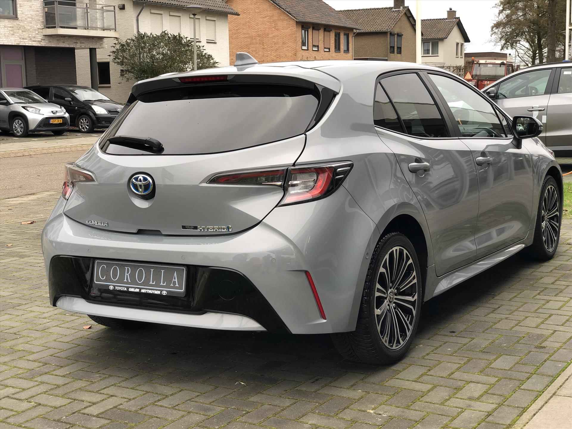 Toyota Corolla 1.8 Hybrid Style | Dodehoekherkenning, Nieuwe multimedia, Parkeersensoren, CarPlay, Stoel + Stuurverwarming - 6/35