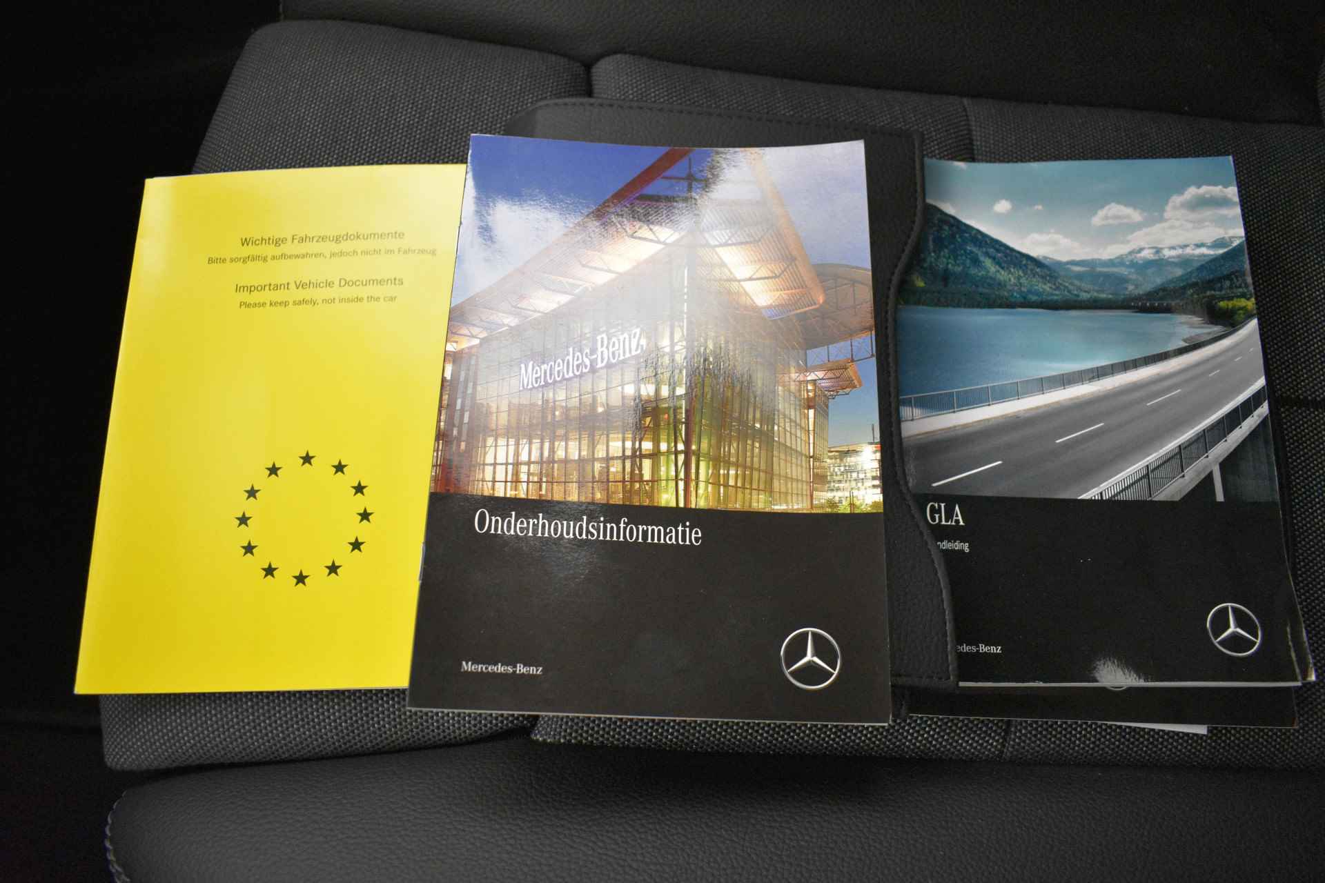 Mercedes-Benz GLA 180 Auto BusnSolu Elektr.a.klep Camera Navi Leer - 35/41