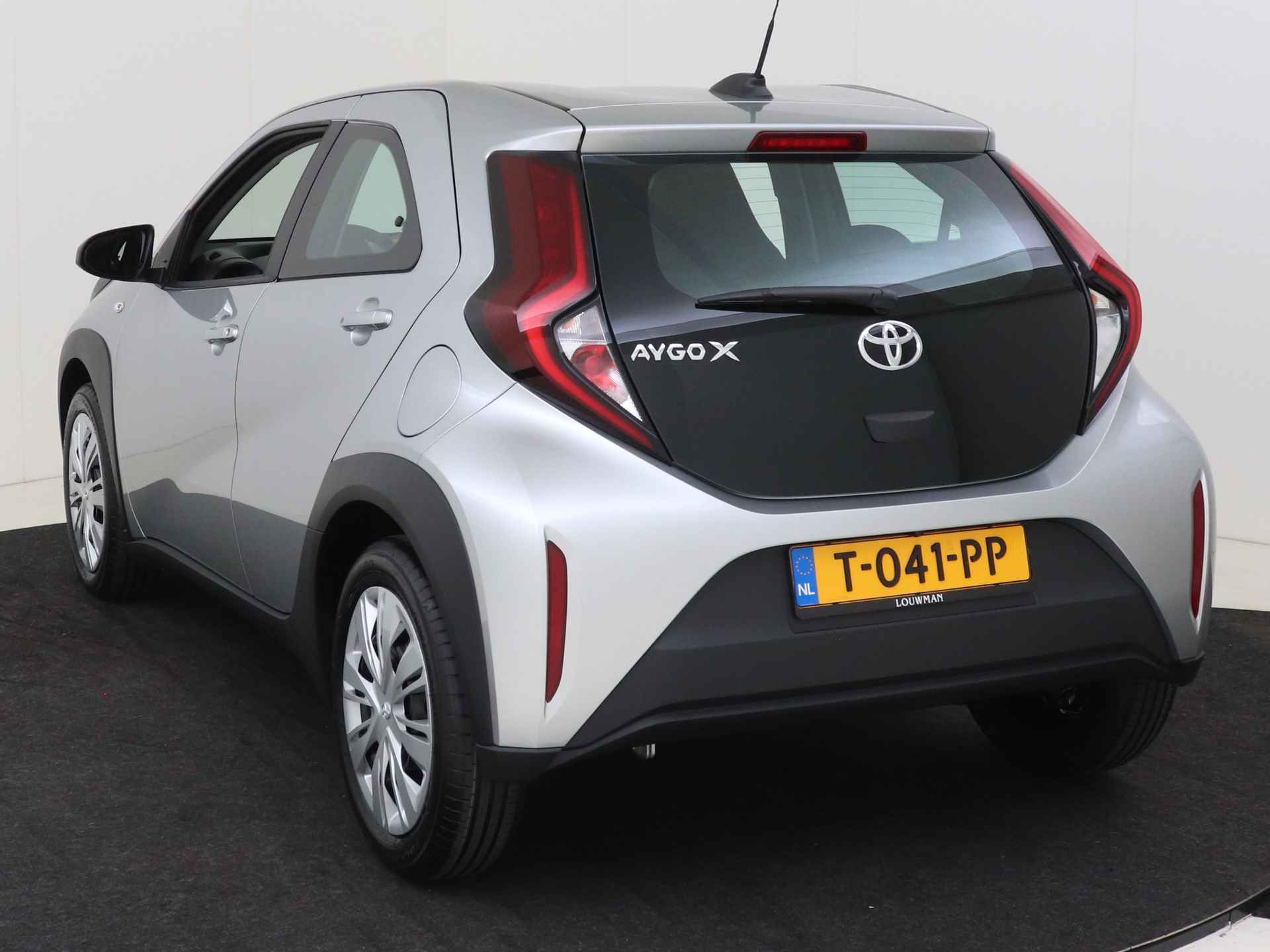 Toyota Aygo X 1.0 VVT-i MT play *demo | Airco | Camera | Cruise Control/Adaptive | Apple CarPlay/Android Auto | - 12/33