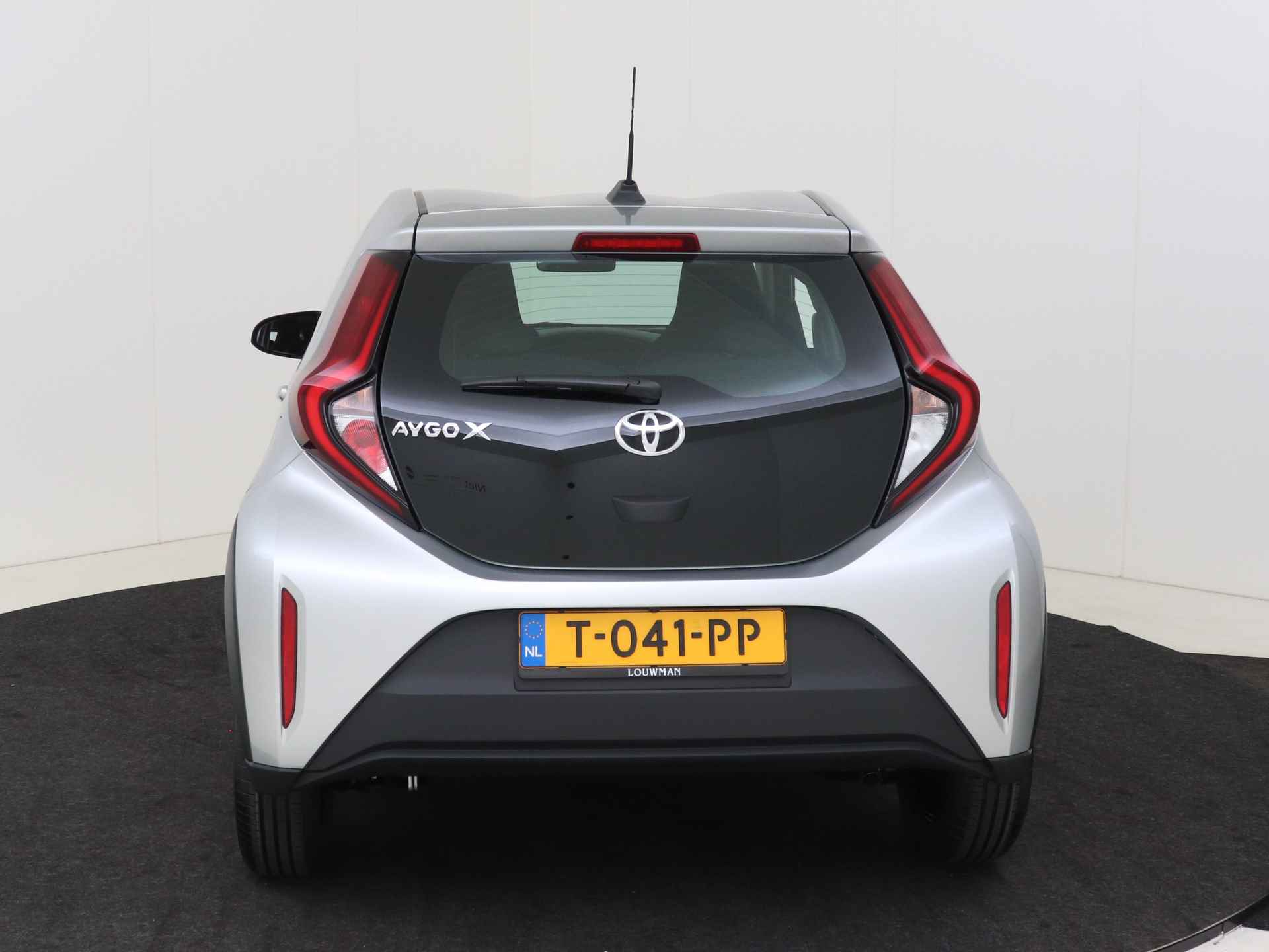 Toyota Aygo X 1.0 VVT-i MT play *demo | Airco | Camera | Cruise Control/Adaptive | Apple CarPlay/Android Auto | - 22/33