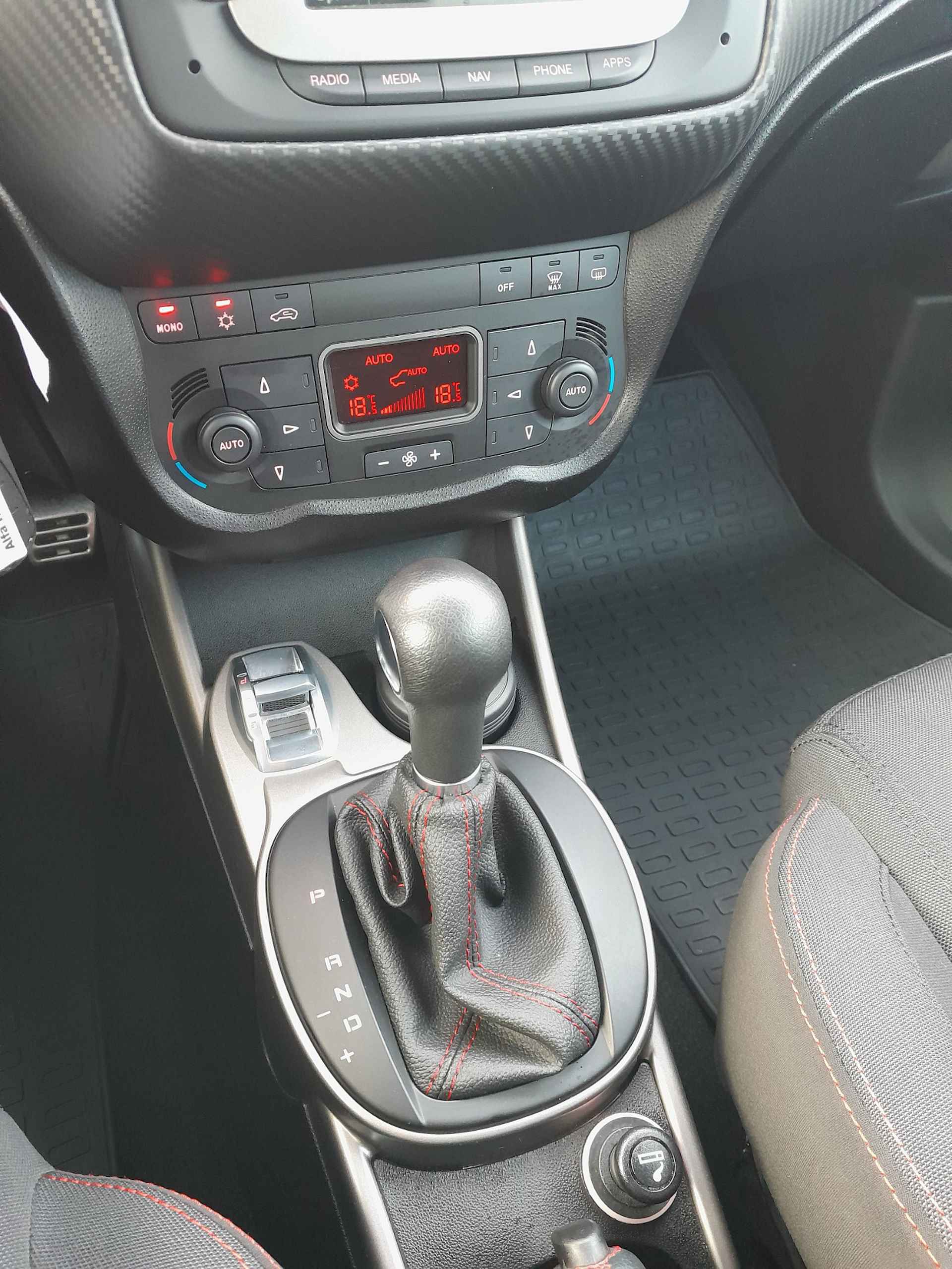 Alfa Romeo MiTo 1.4 T Exclusive - Automaat - 13/14