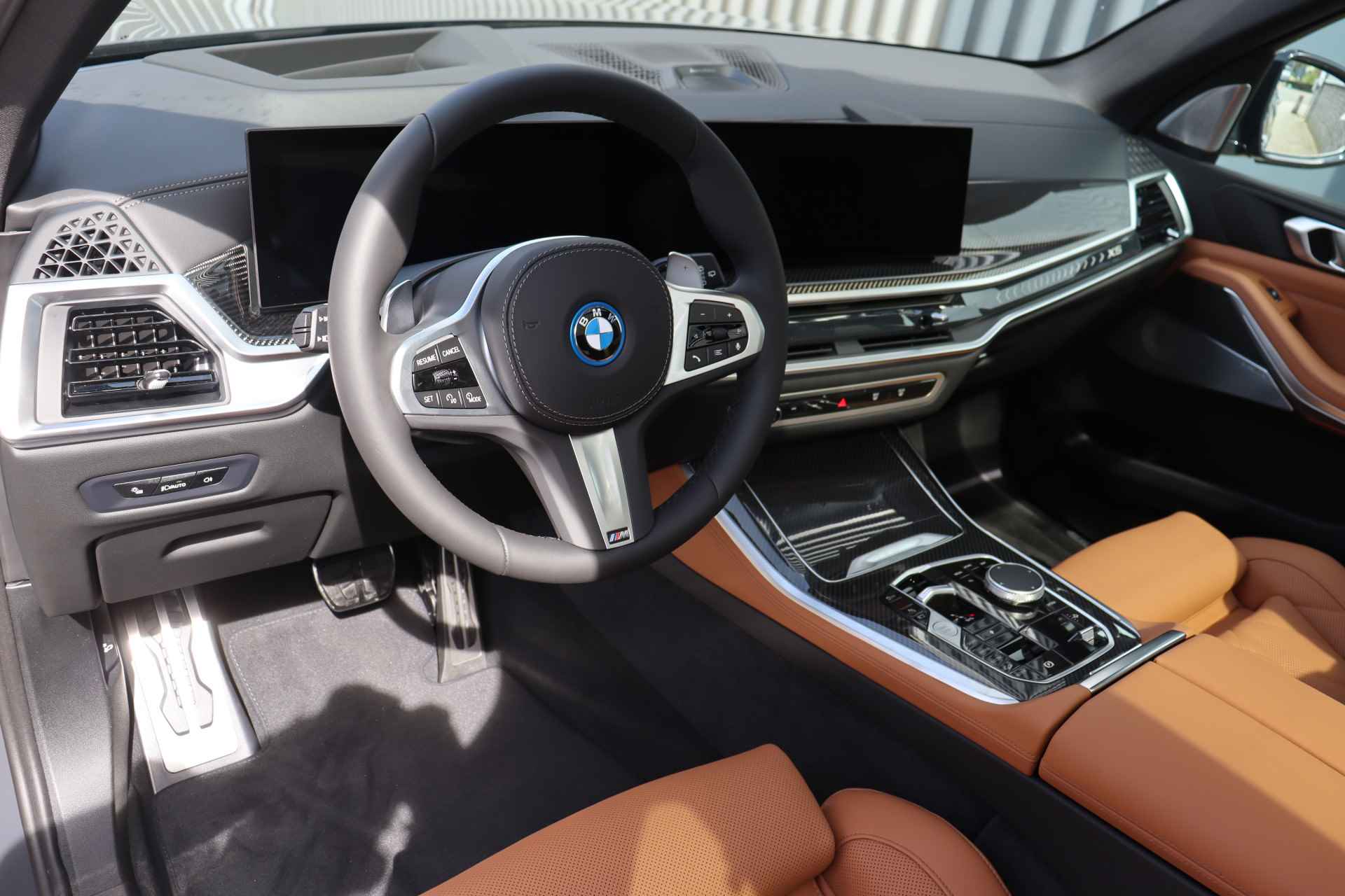 BMW X5 xDrive50e High Executive M Sport Automaat / Panoramadak Sky Lounge / Trekhaak / Bowers & Wilkins / Parking Assistant Professional / Adaptieve LED / Sportstoelen - 12/28