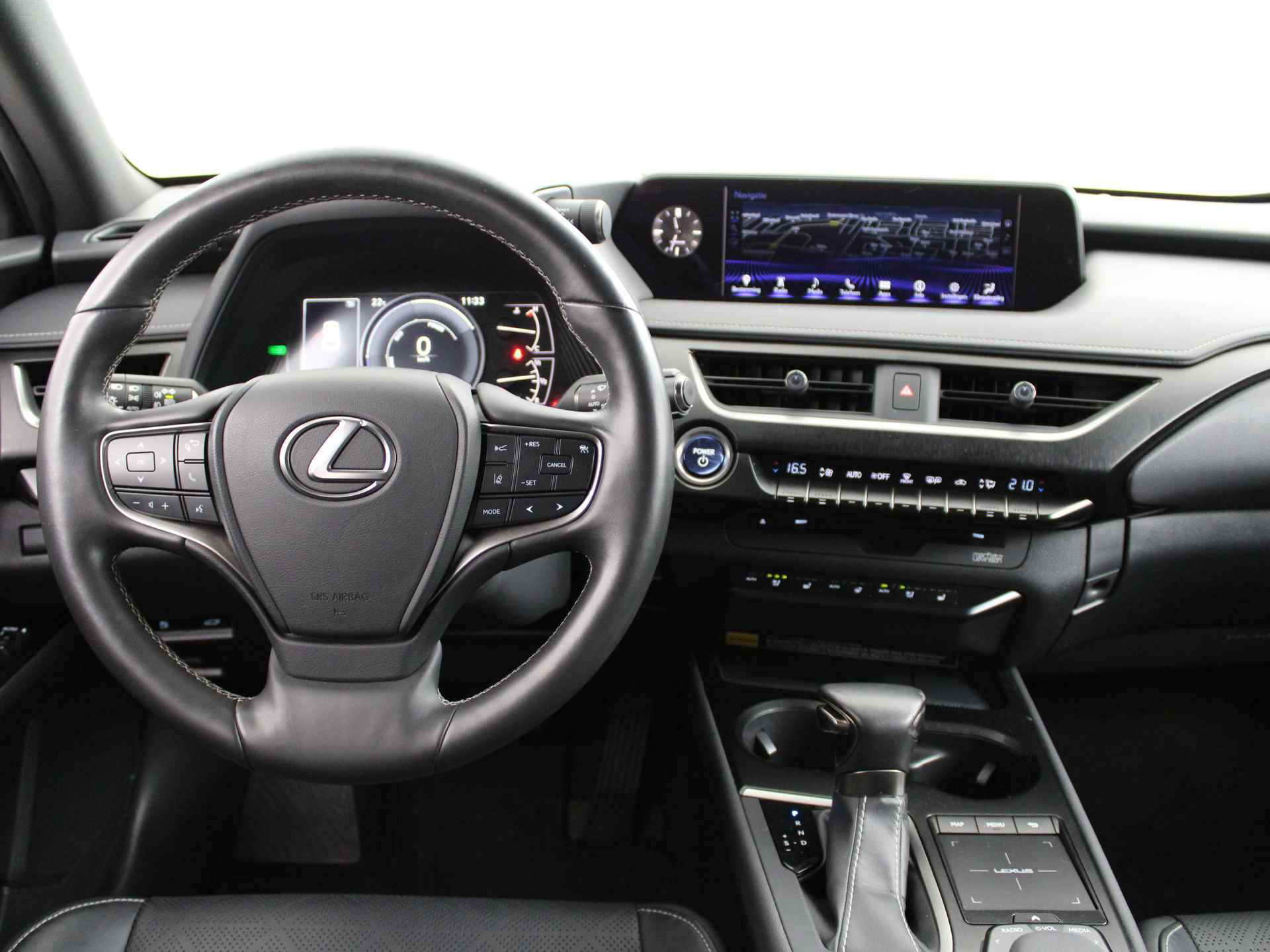 Lexus UX 250h Executive Line | President Pack | Mark Levinson | Triple LED | Stoelverwarming en -ventilatie | Head-up Display | - 6/47