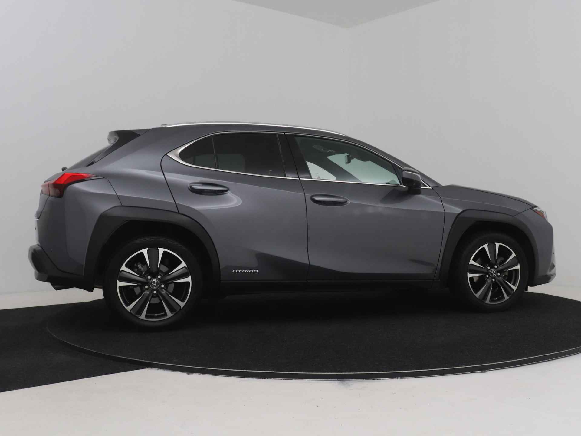 Lexus UX 250h Executive Line | President Pack | Mark Levinson | Triple LED | Stoelverwarming en -ventilatie | Head-up Display | - 14/47