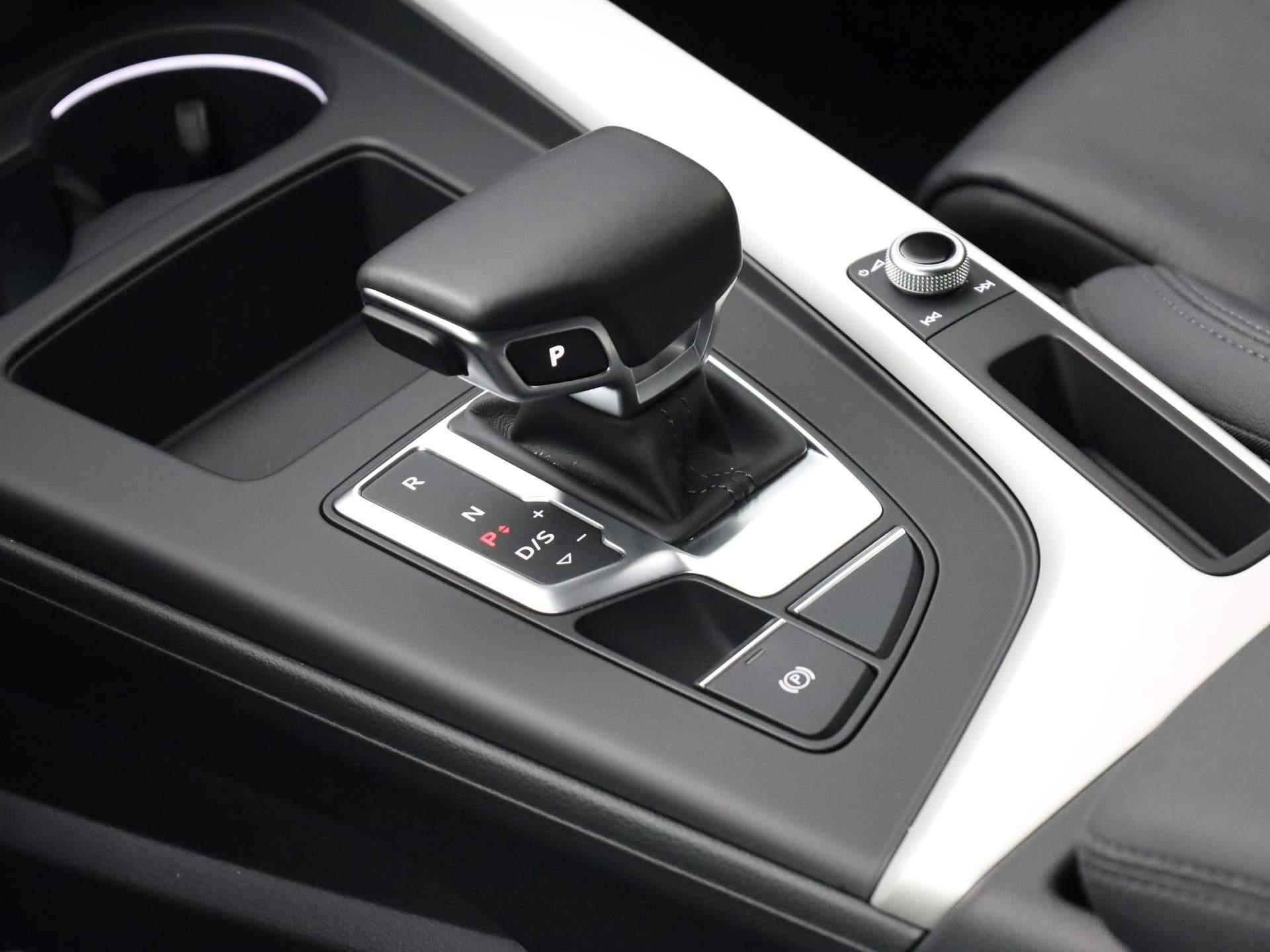 Audi A4 Avant 35 TFSI S edition · Leder · Parkeersensoren + camera · Stoelverwarming - 14/46