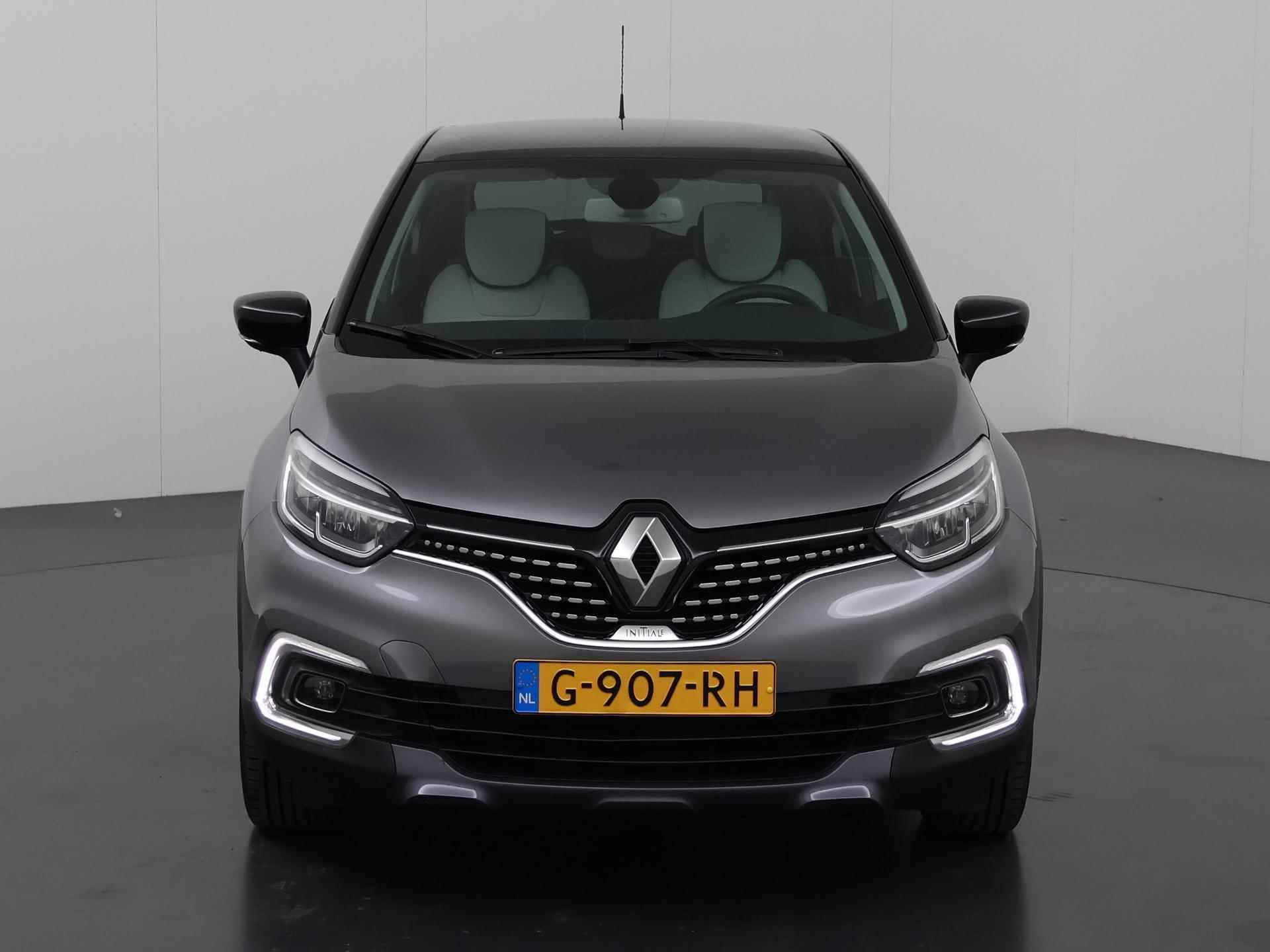 Renault Captur 1.3 TCe Initiale Paris | Lederen Interieur | trekhaak | Automaat | Camera | Cruise Control | Climate Control | Two Tone | Bose Audio | Stoelverwarming | Panoramadak | LED | - 4/45