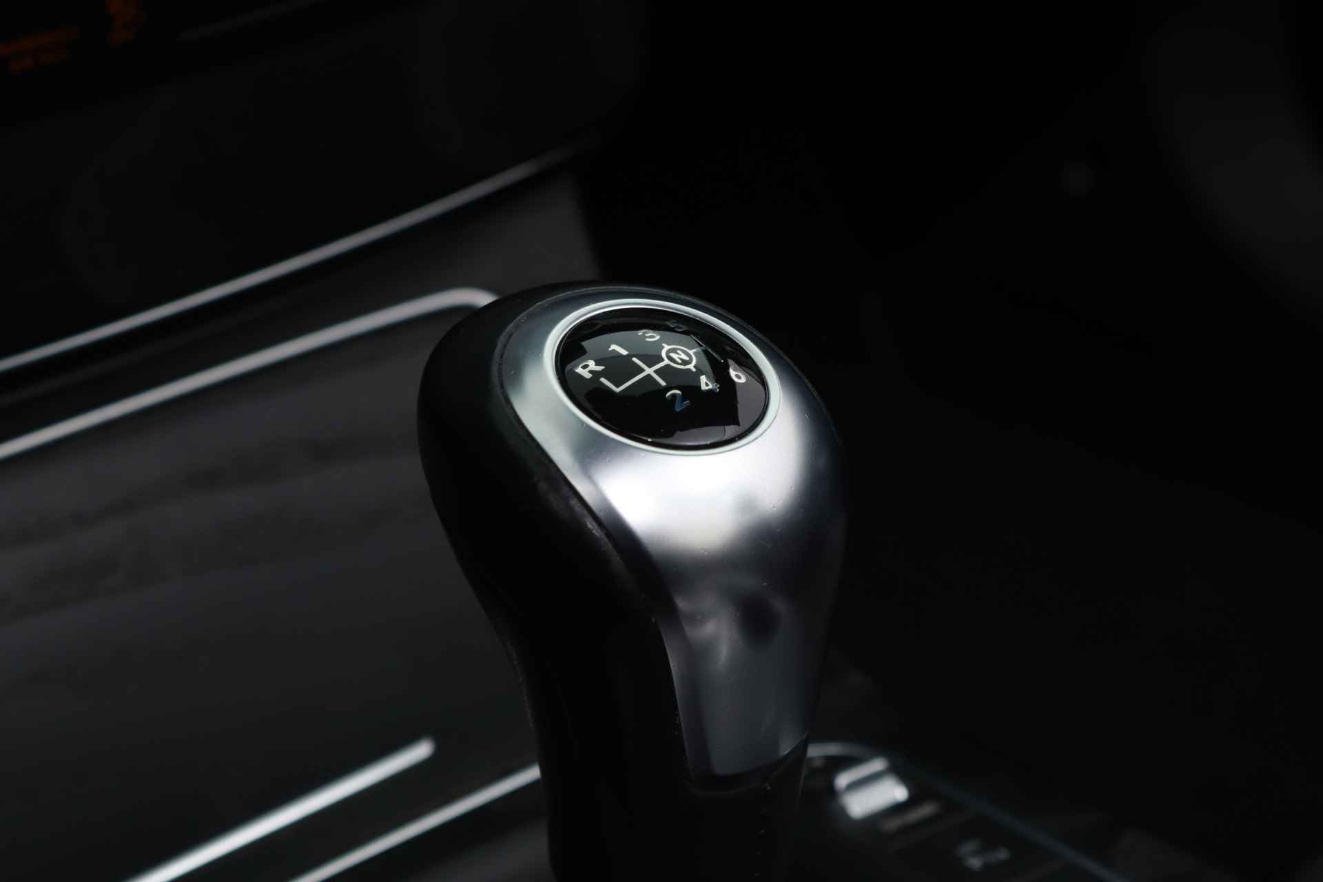 Mercedes-Benz C-Klasse Cabrio 180 AMG PREMIUM PLUS | Navi | Camera | Nekverwarming | Airscarf - 26/47