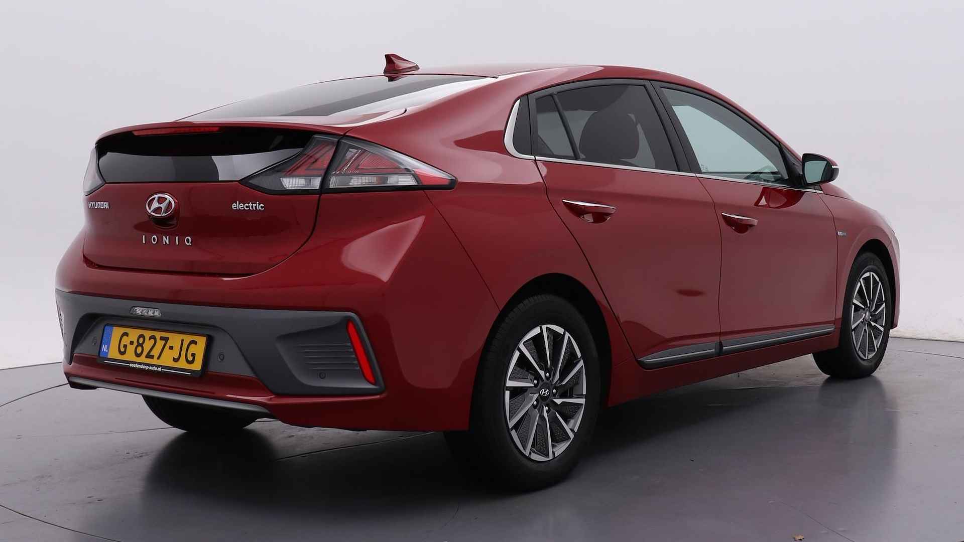 Hyundai IONIQ Comfort EV | Rijklaarprijs! | € 2.000,= Subsidie! | Nieuwe model met 311km WLPT! 38.3 kWh | Adaptive Cruise Control | Navigatie | Inclusief 36 mnd Garantie! | - 7/38