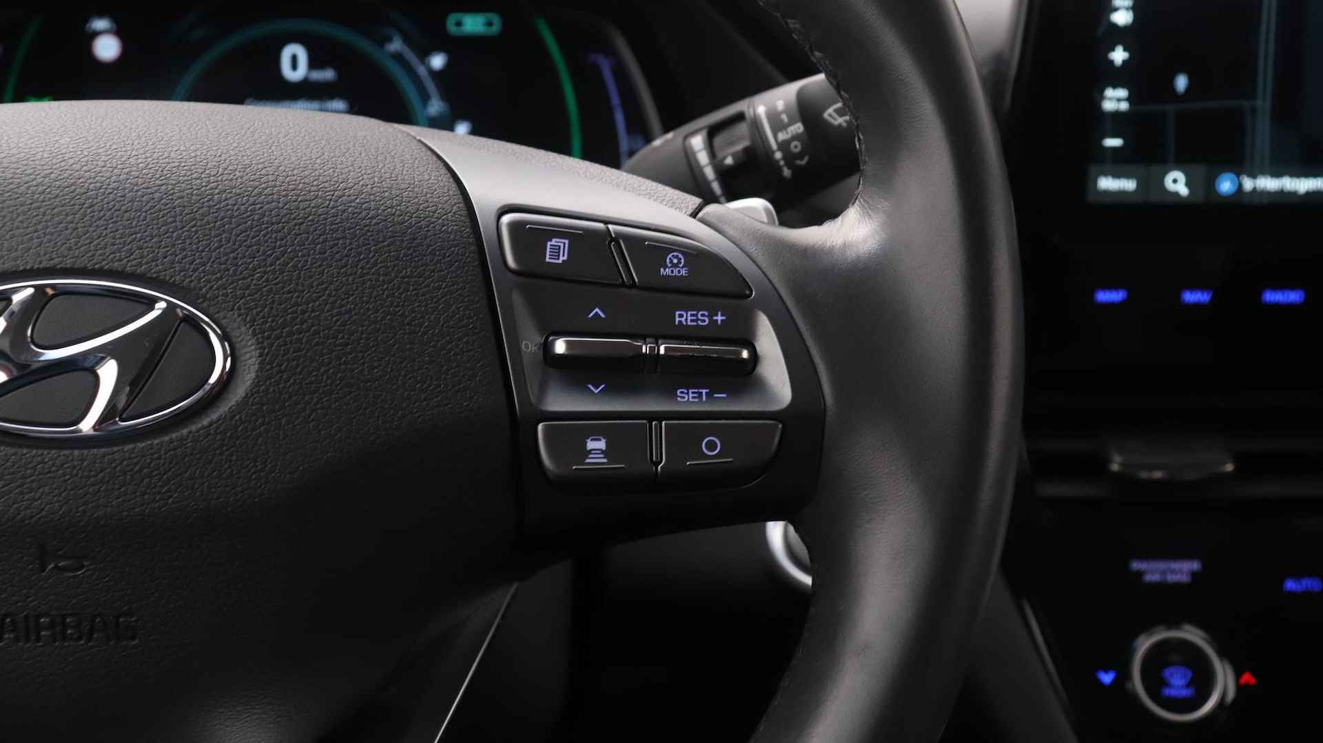 Hyundai IONIQ Comfort EV | Rijklaarprijs! | € 2.000,= Subsidie! | Nieuwe model met 311km WLPT! 38.3 kWh | Adaptive Cruise Control | Navigatie | Inclusief 36 mnd Garantie! | - 26/38