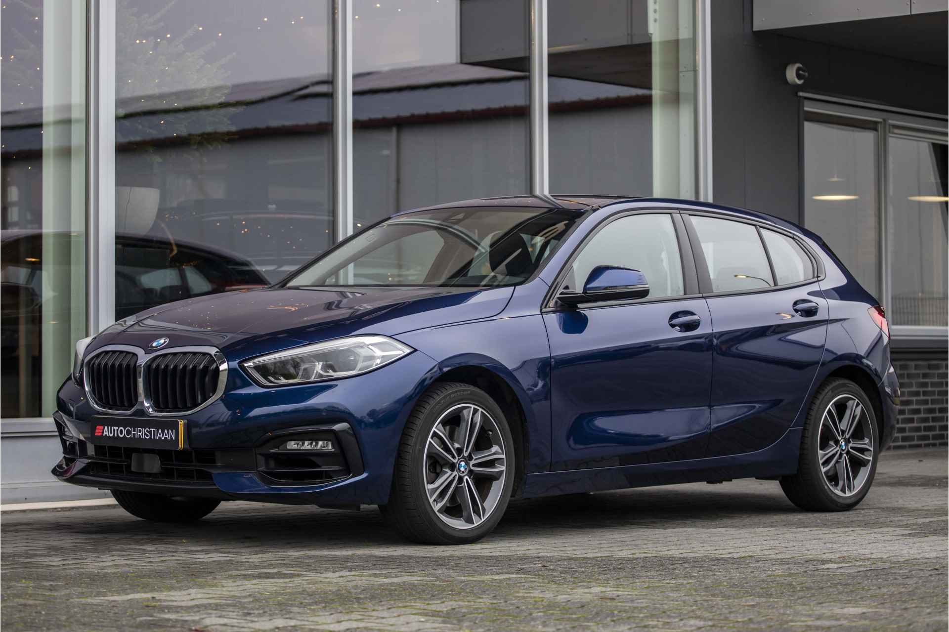 BMW 1-serie 118i Executive Edition | NL Auto | Carplay | LED| Stoelverw. - 13/38