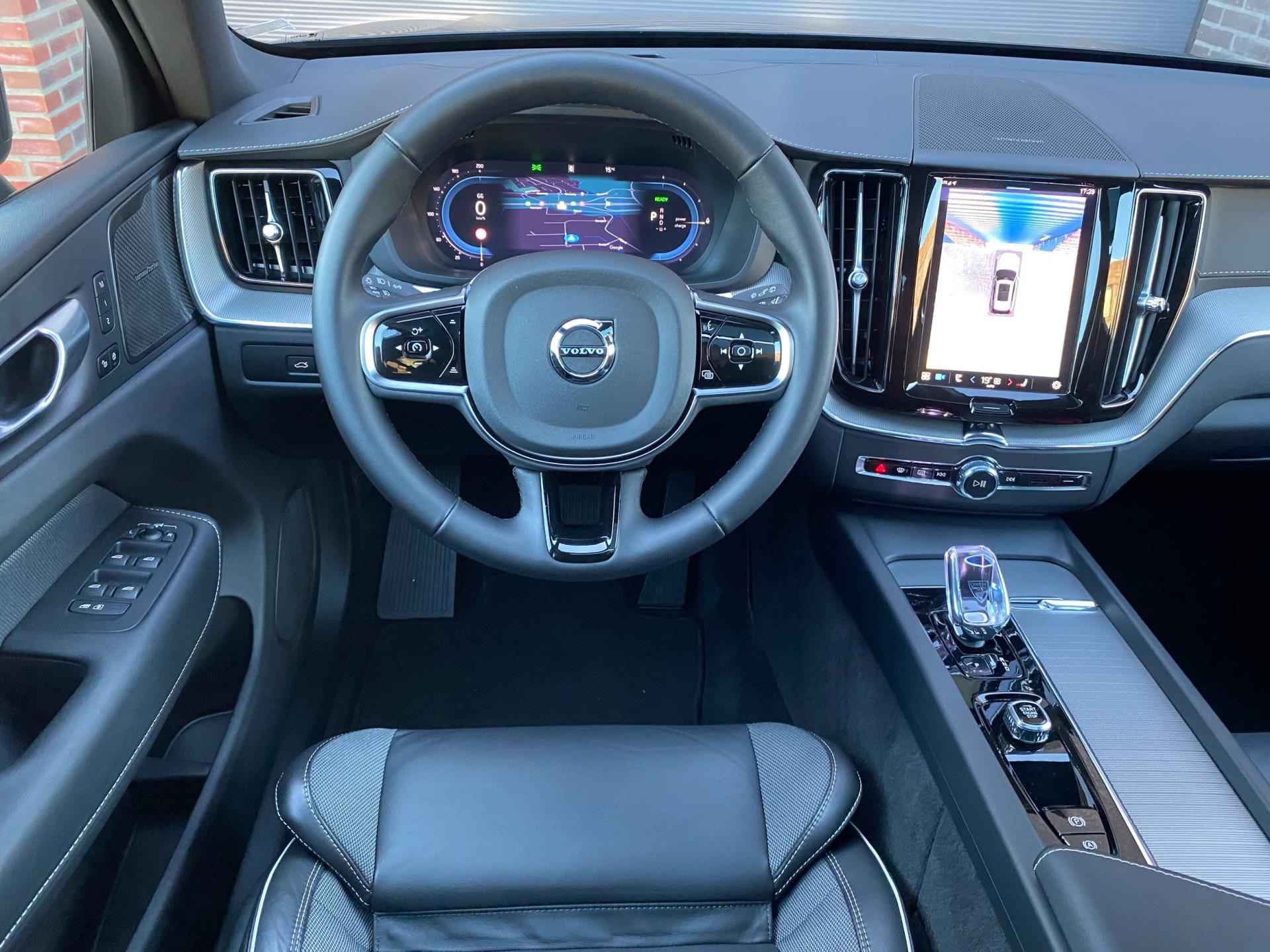 Volvo XC60 T6 AWD Ultra Black Edition| HUD | LED | Leder | Panoramadak | 360 Camera | Harman & Kardon - 6/39