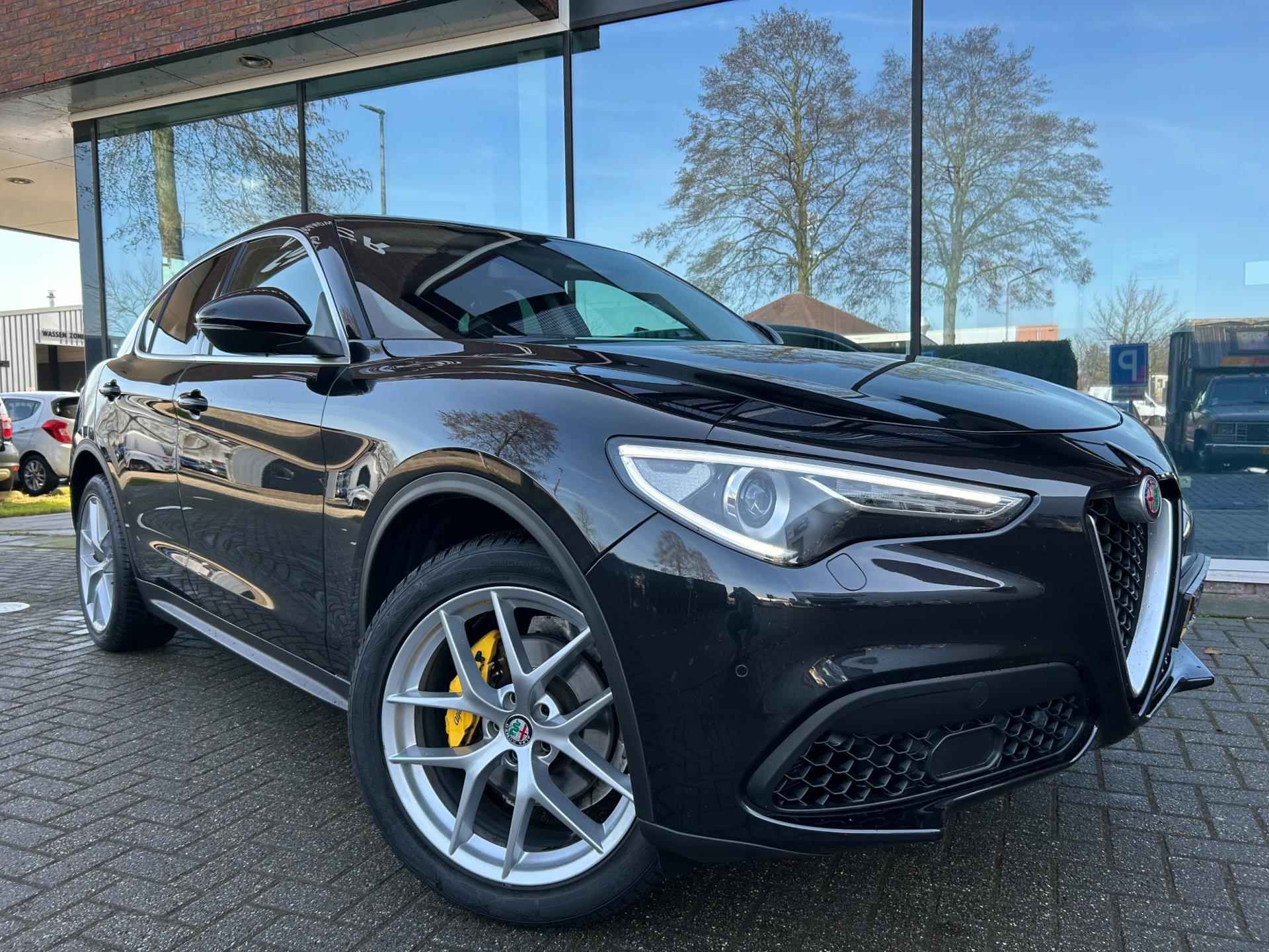 Alfa Romeo Stelvio 2.0 T AWD First Edition - Automaat - Leder - Navi - Org.NL - 8/37