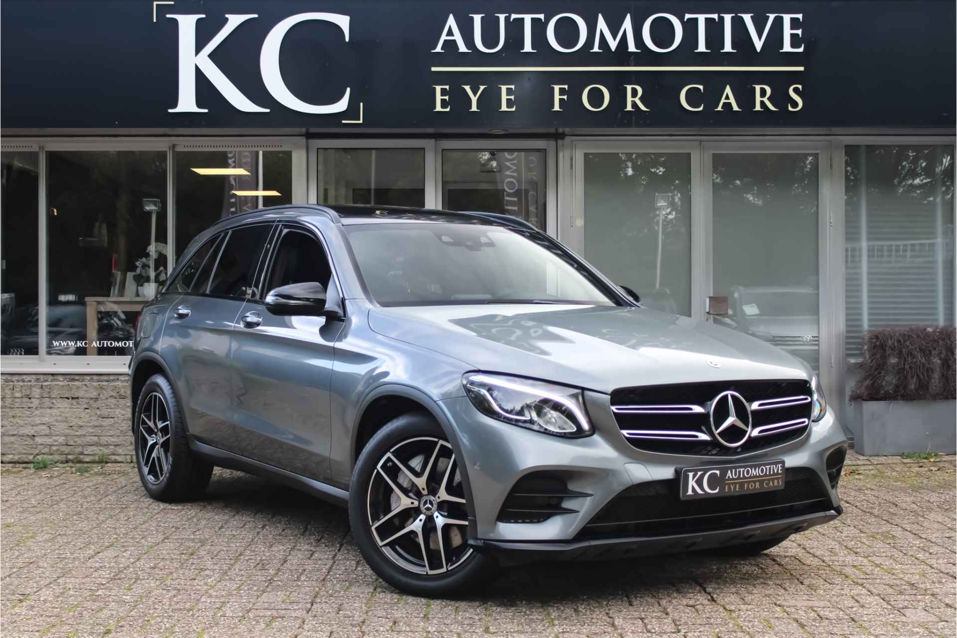 Mercedes-Benz GLC Premium + | Pano | Burmester | - 10/35