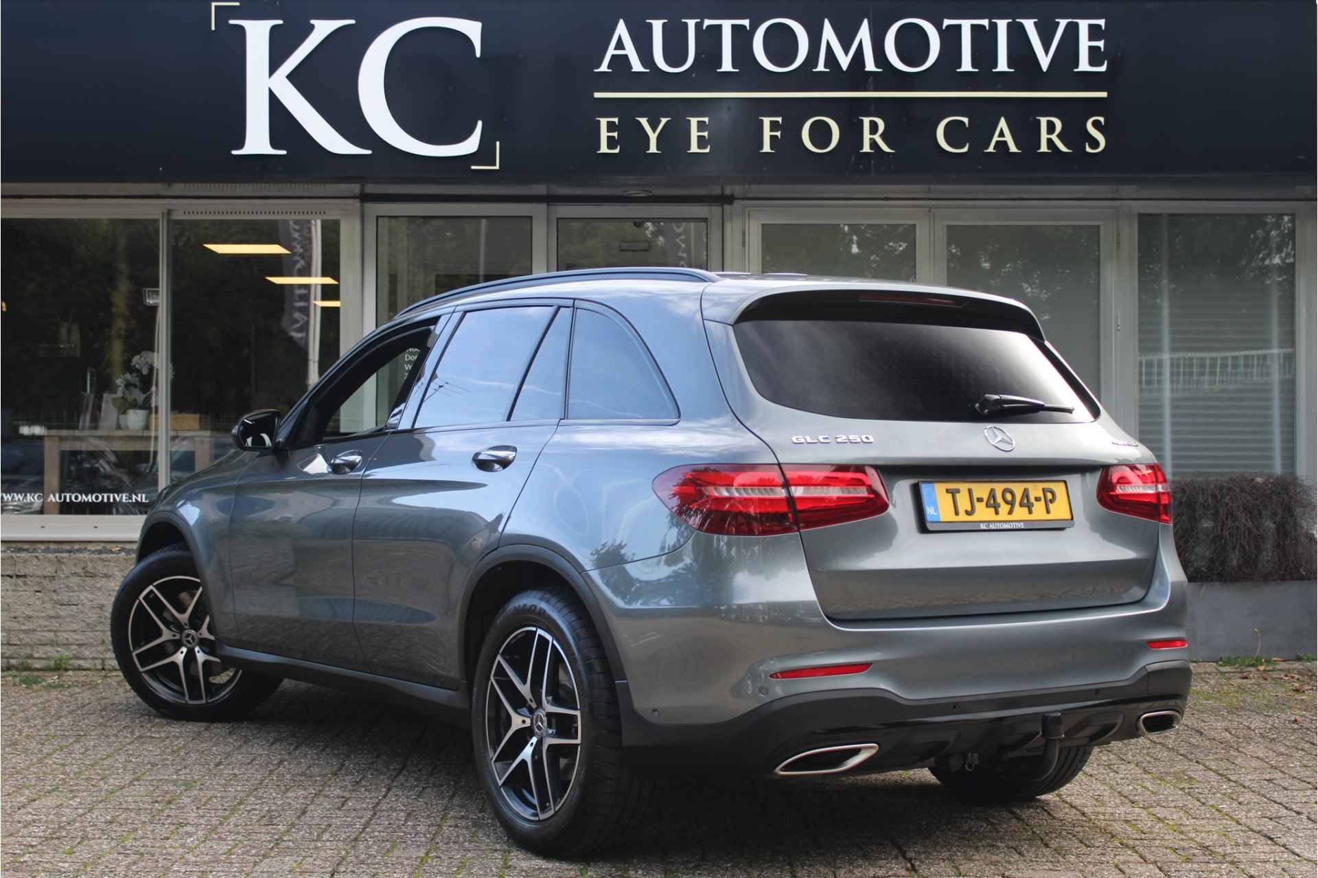 Mercedes-Benz GLC AMG Night | Pano | Burmester | - 6/36