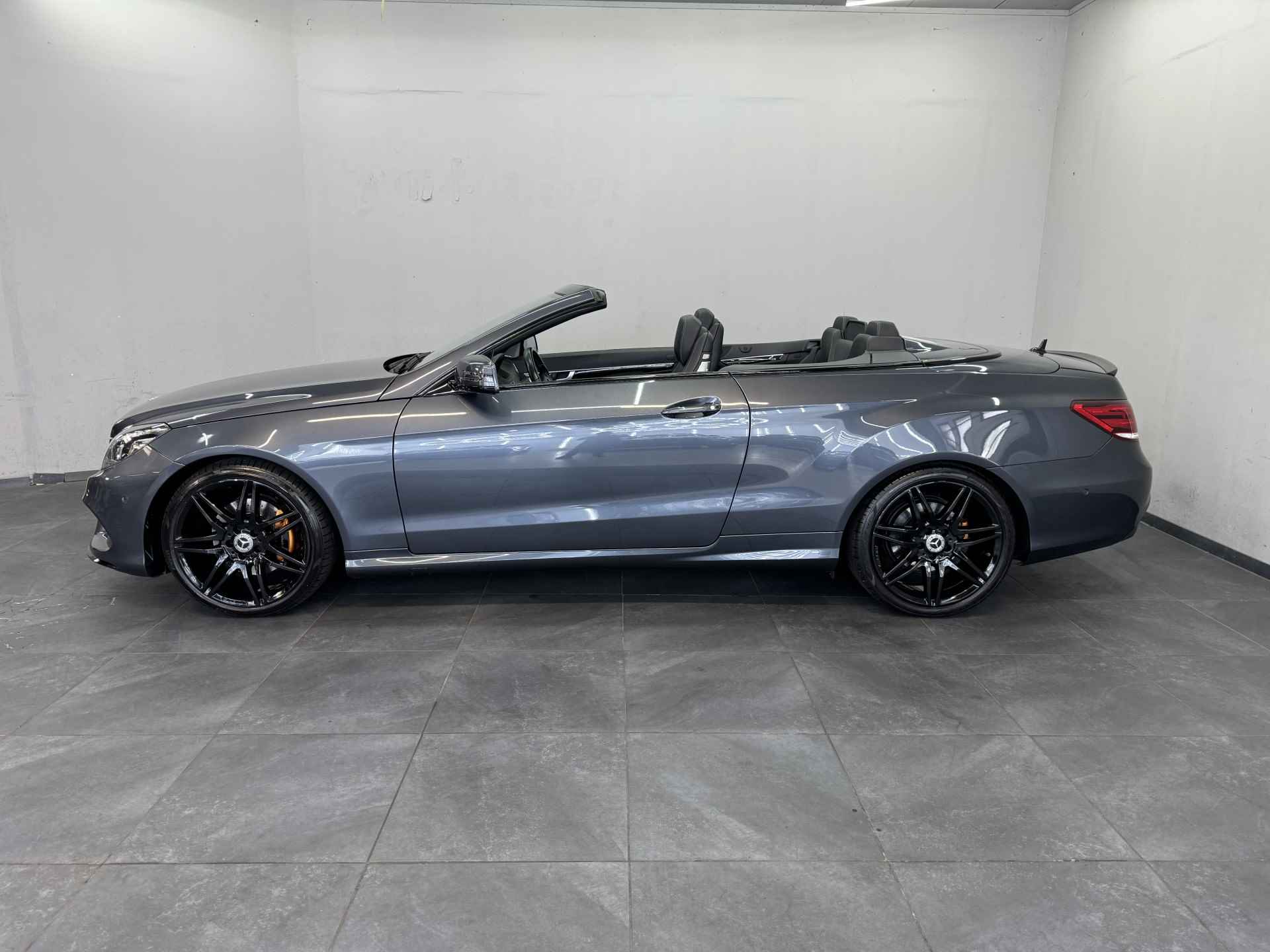 Mercedes-Benz E-klasse Cabrio 250 Prestige Sport Edition✅AMG✅AMG STYLING✅FULL OPTION✅LEREN BEKLEDING✅1 jaar garantie - 24/103