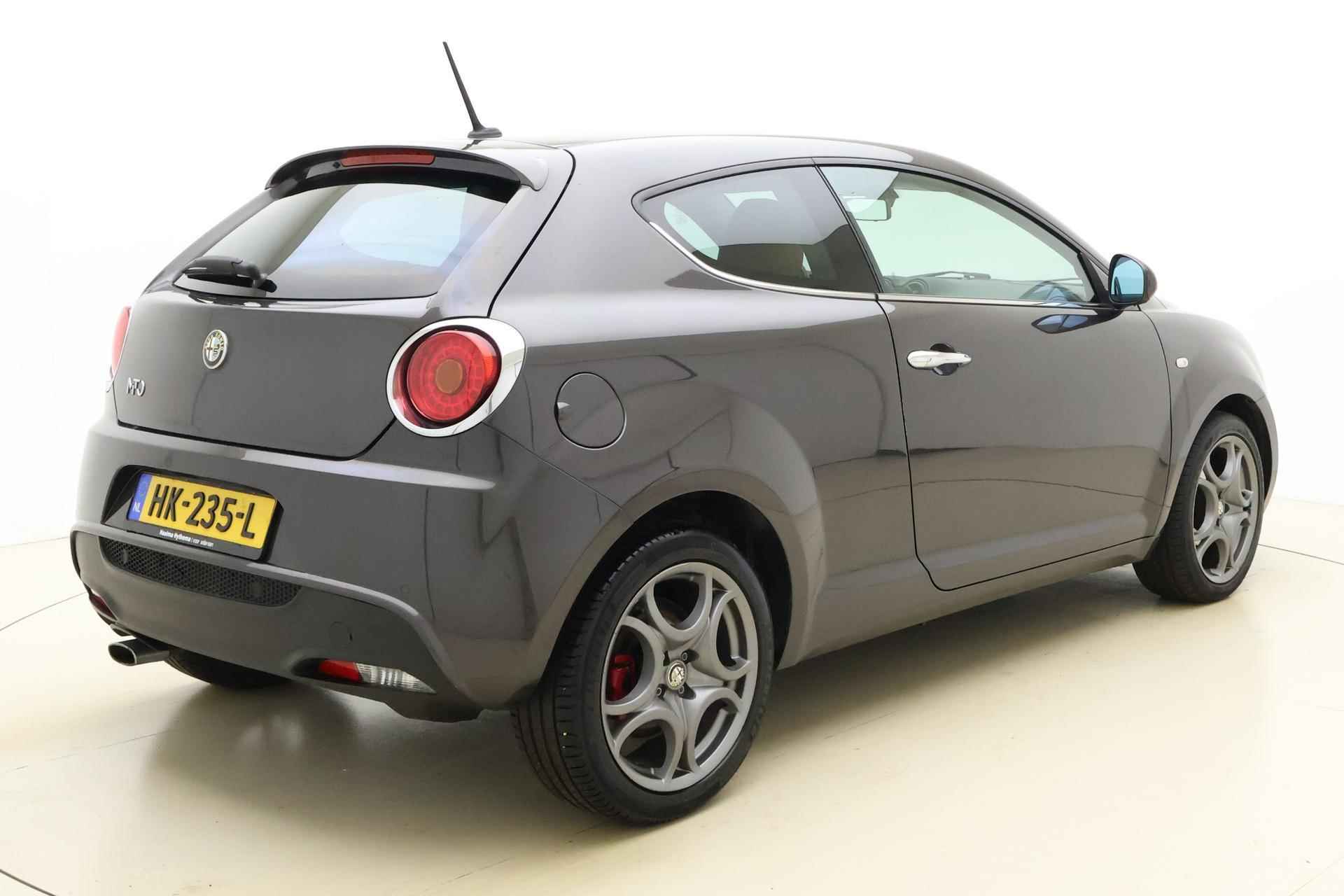 Alfa Romeo MiTo 0.9 TwinAir Junior | Navigatie | Climate Control | Cruise Control | LM-velgen | Lederen bekleding - 3/30